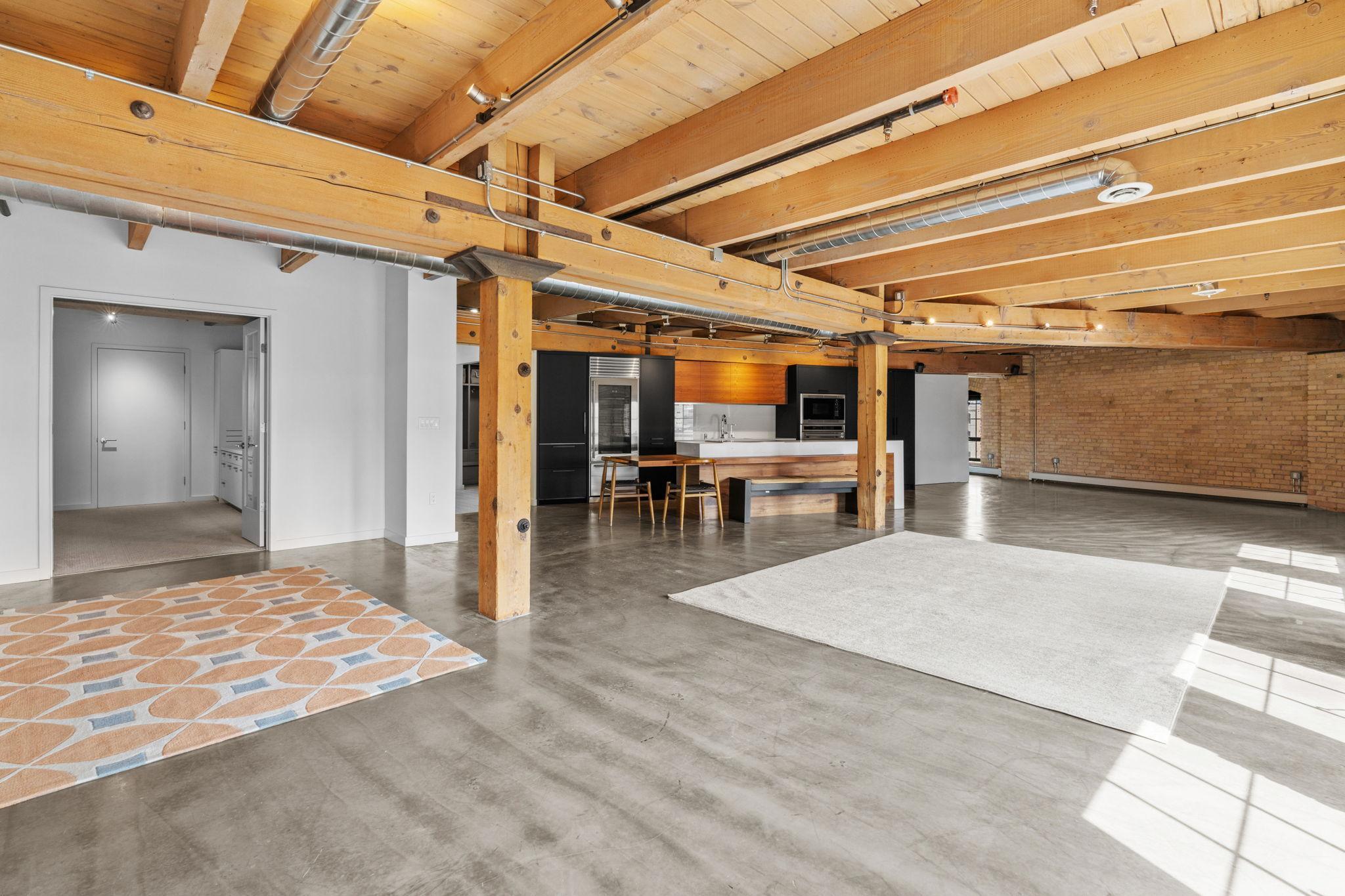 404 Washington Avenue N Unit: 506