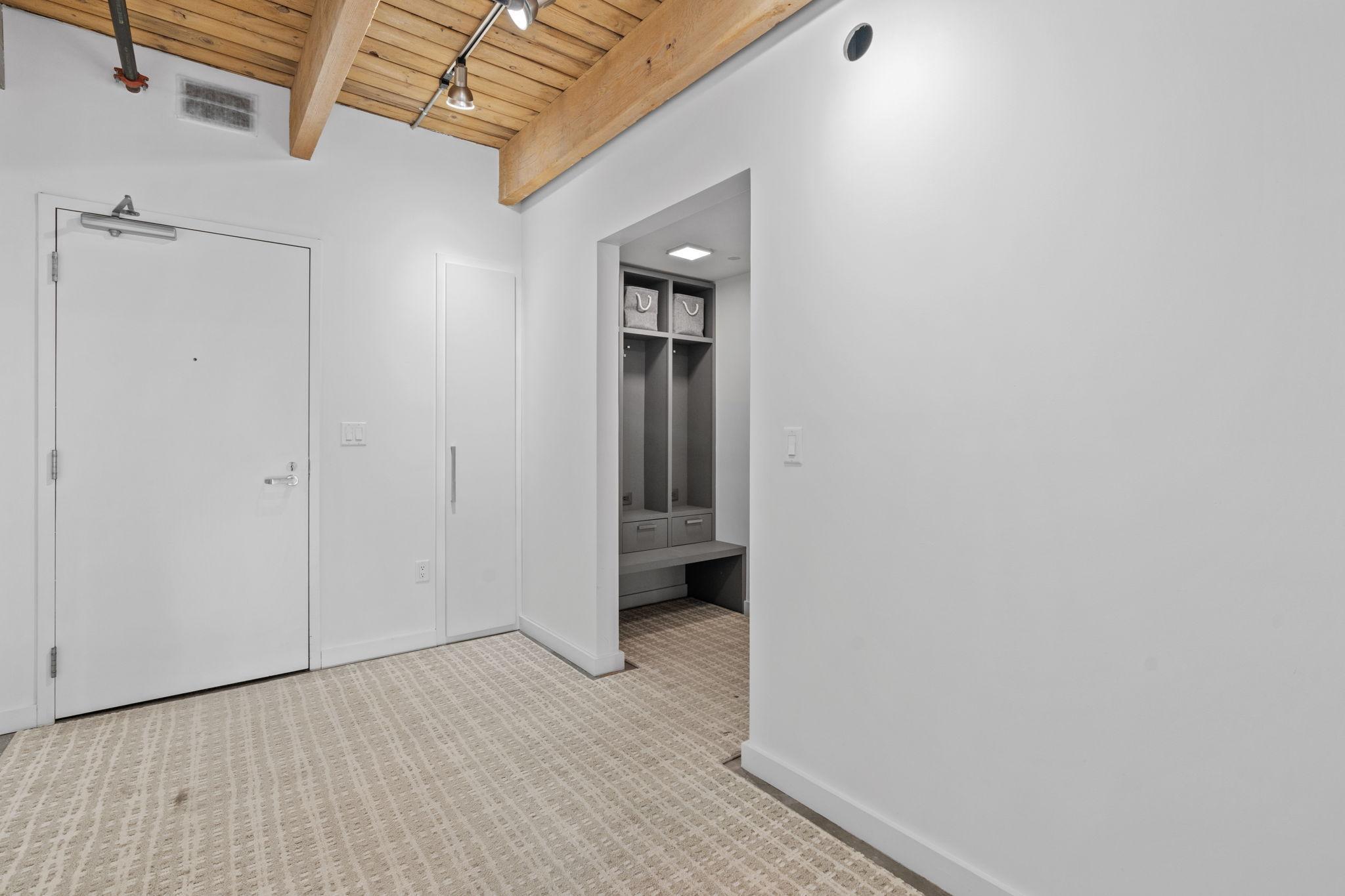 404 Washington Avenue N Unit: 506