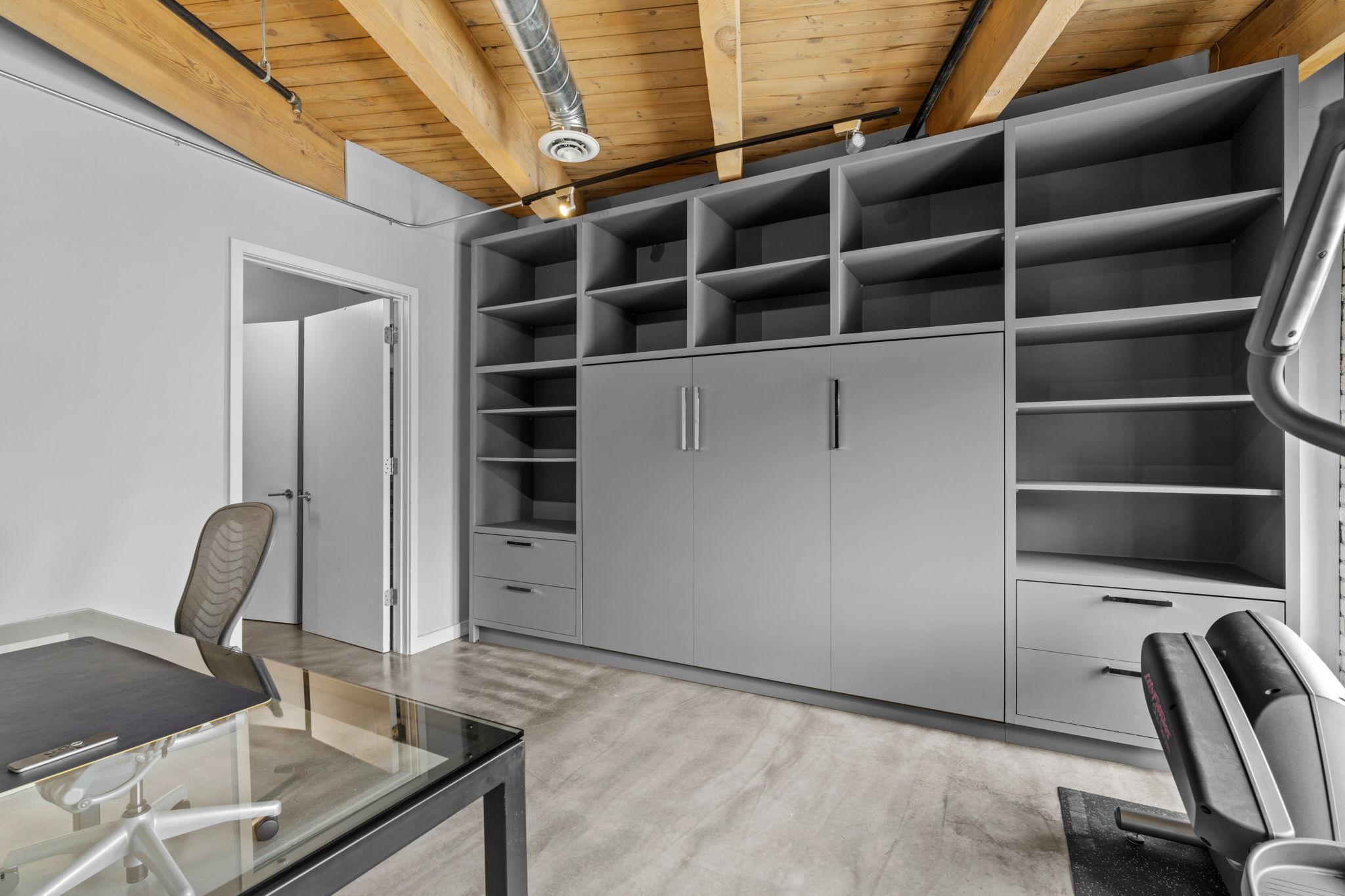 404 Washington Avenue N Unit: 506