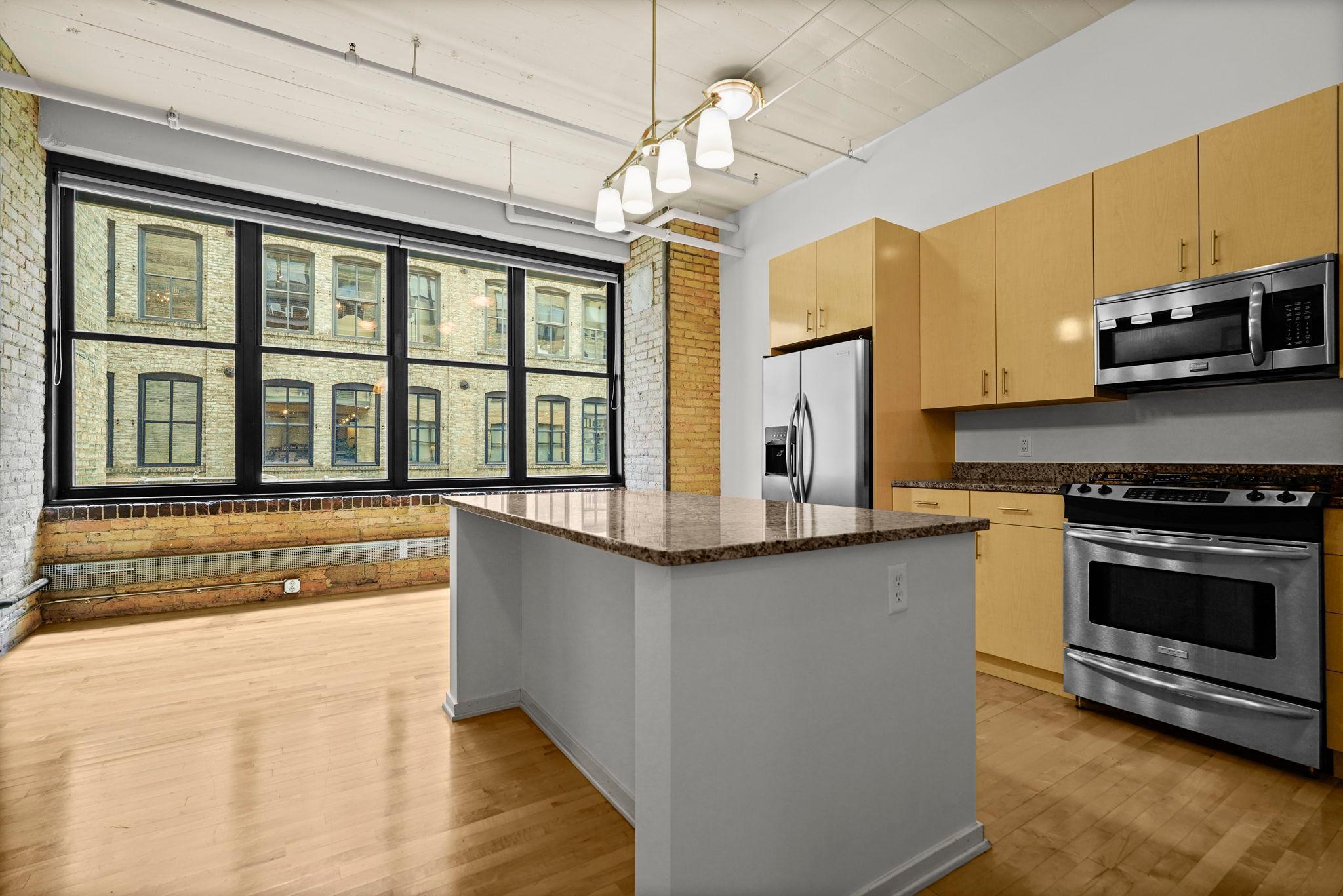 290 Market Street Unit: 312