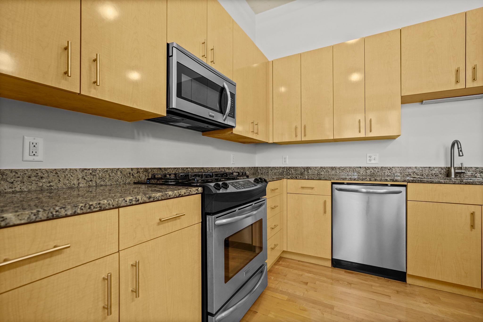 290 Market Street Unit: 312