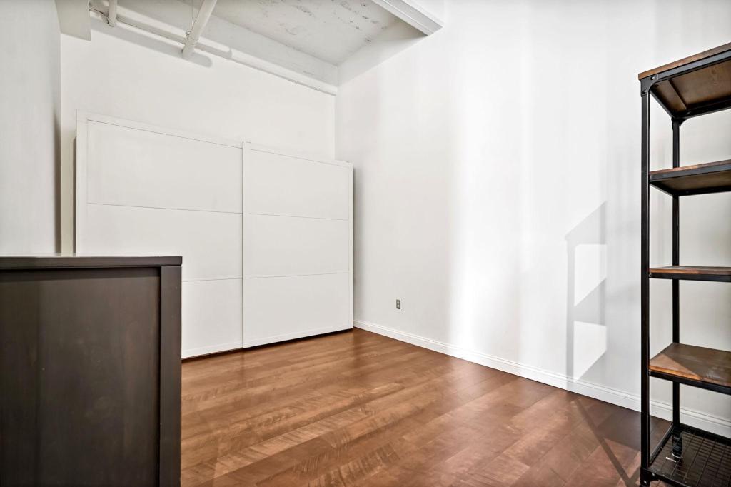 700 Washington Ave N Unit: 617