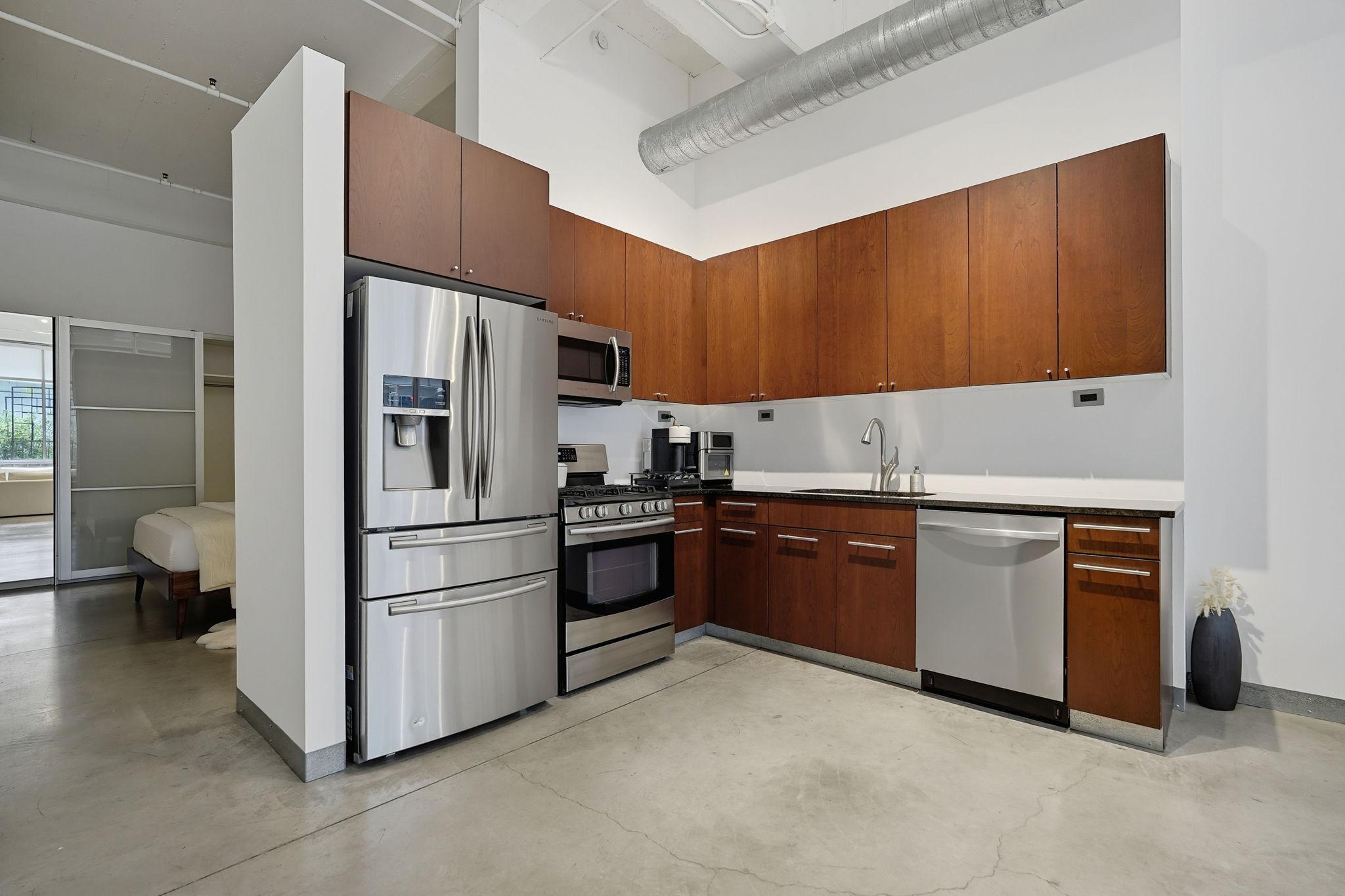700 Washington Avenue N Unit: 319