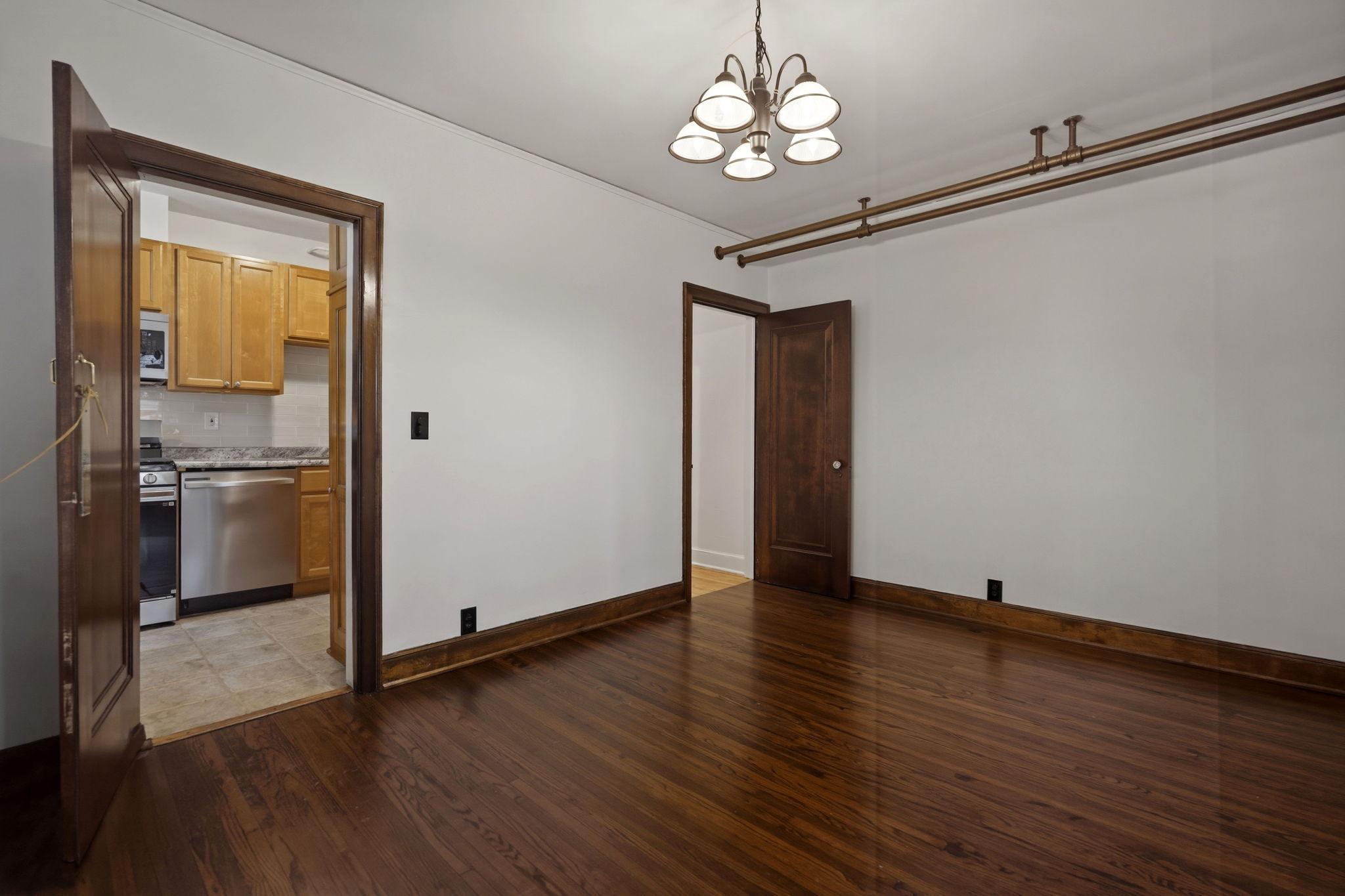 3406 Harriet Avenue Unit: 5