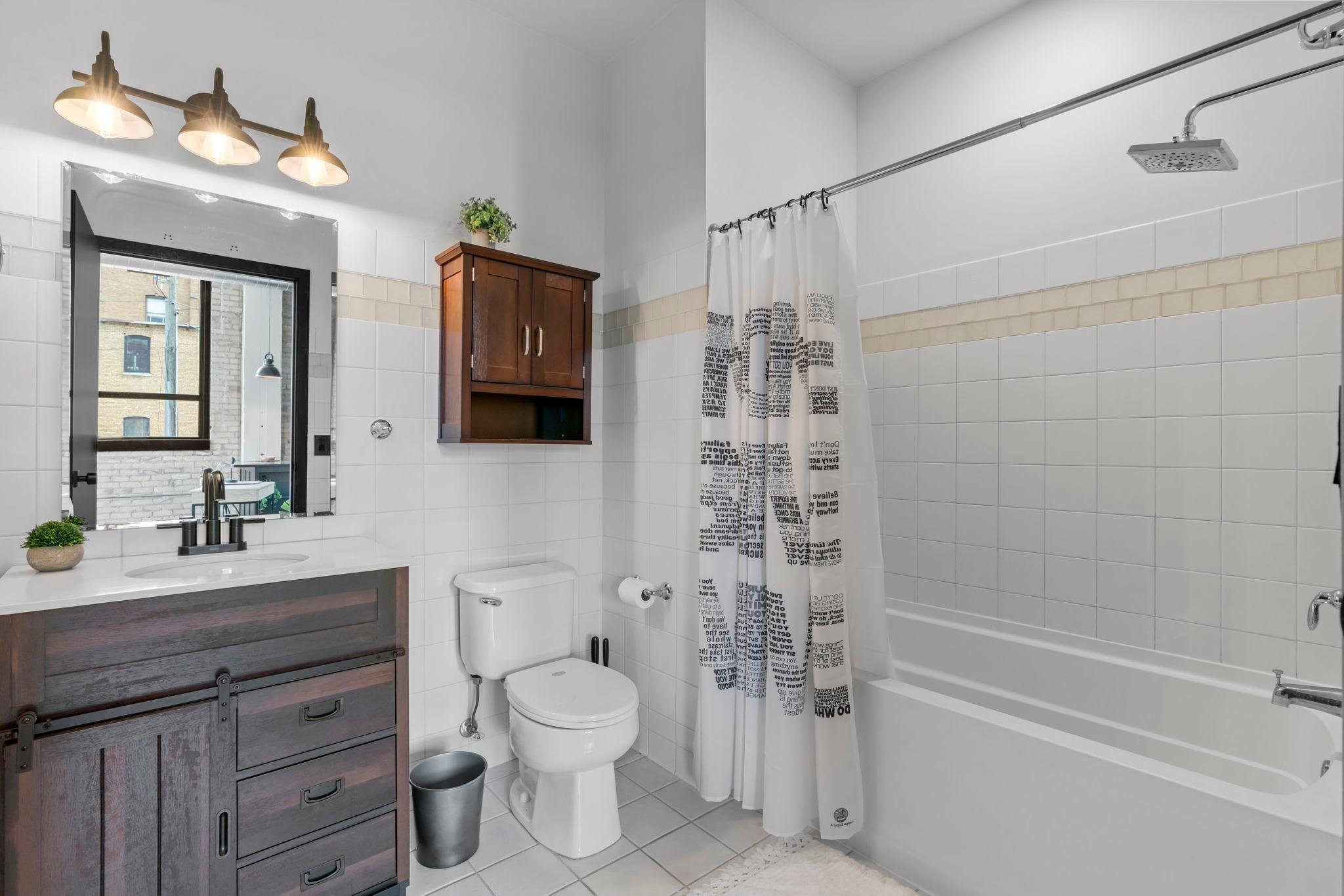 1701 Madison Street NE Unit: 103