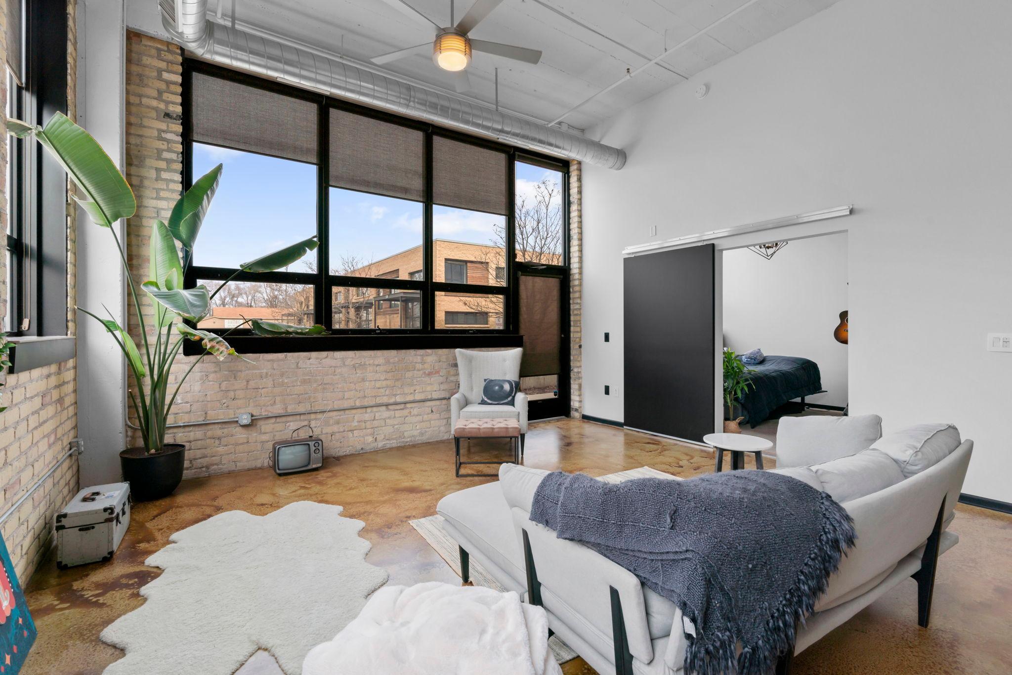 1701 Madison Street NE Unit: 103