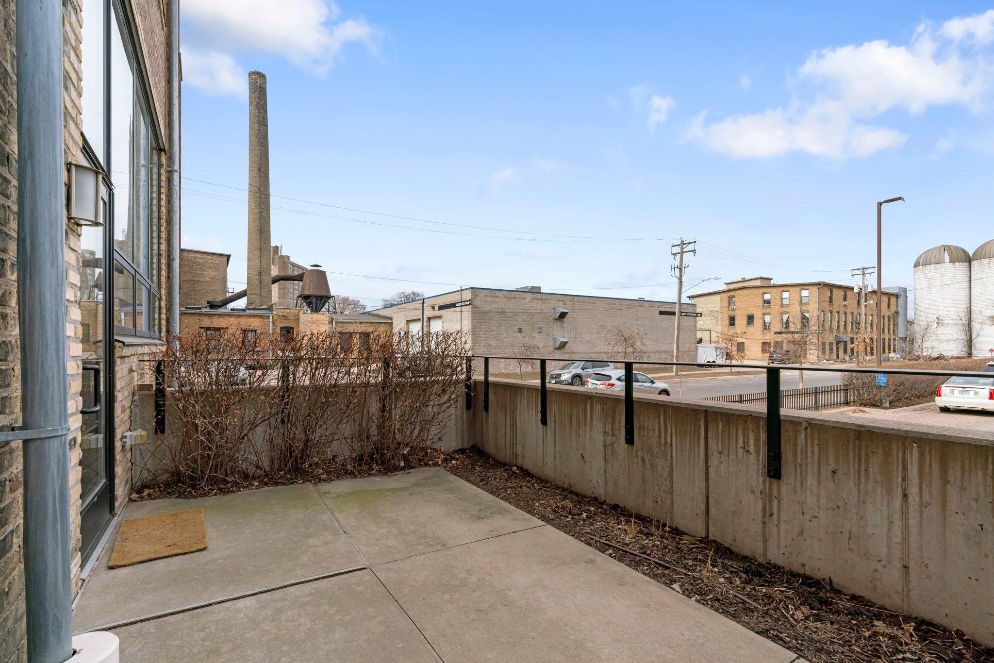 1701 Madison Street NE Unit: 103