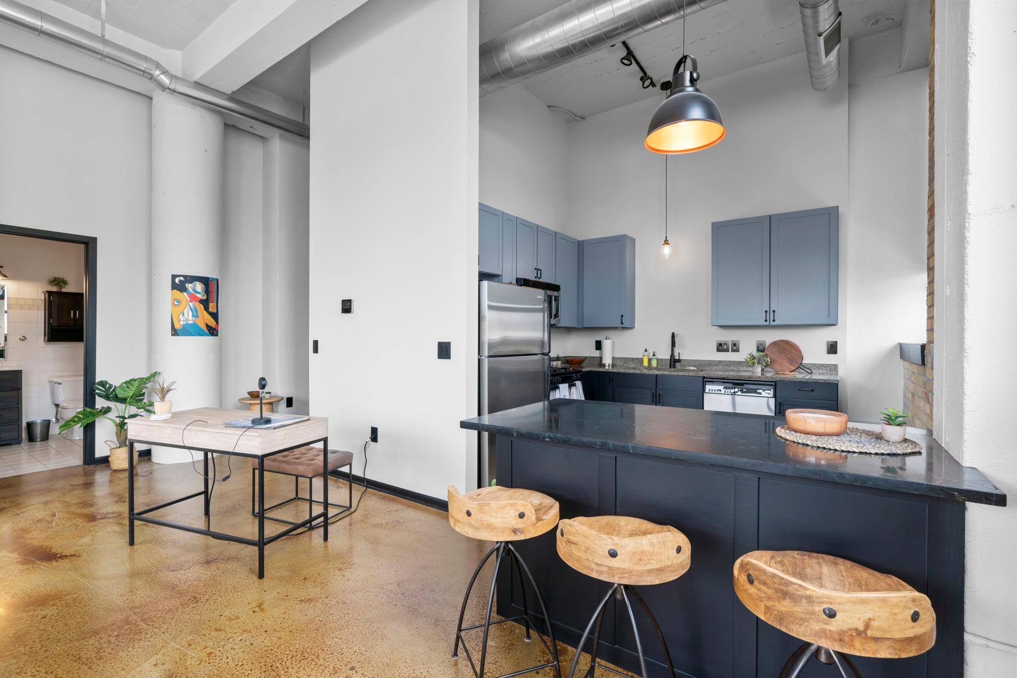1701 Madison Street NE Unit: 103