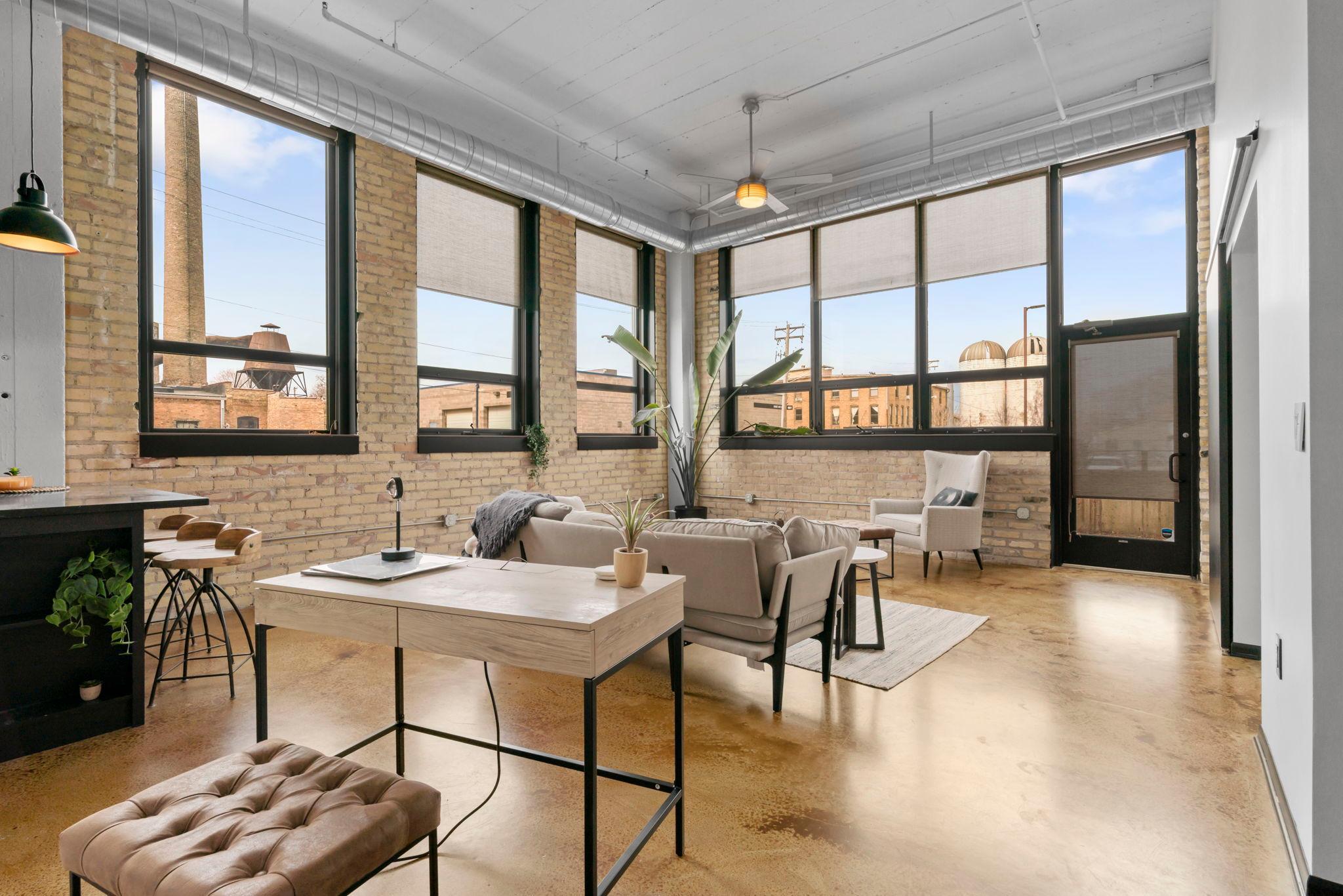 1701 Madison Street NE Unit: 103