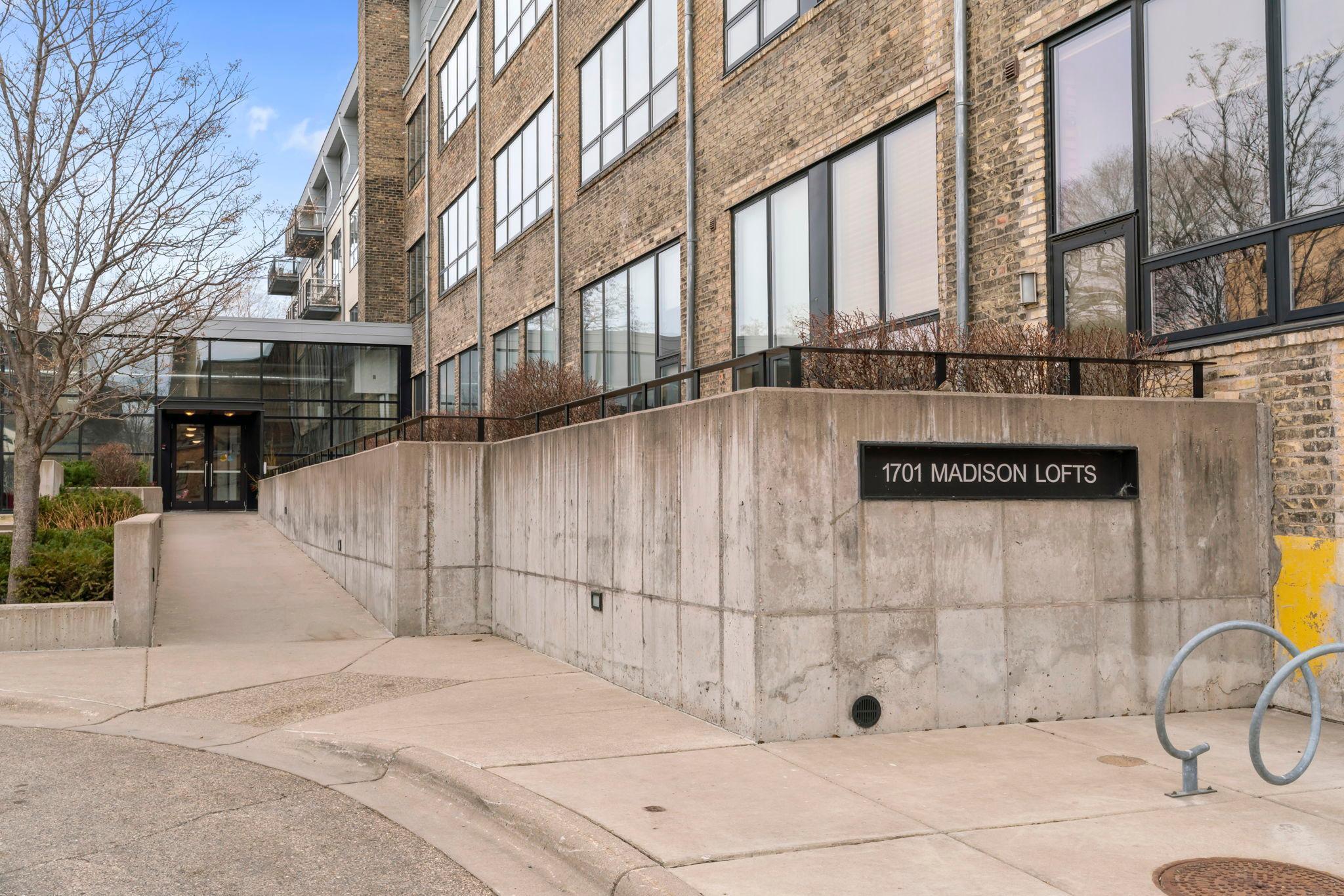 1701 Madison Street NE Unit: 103