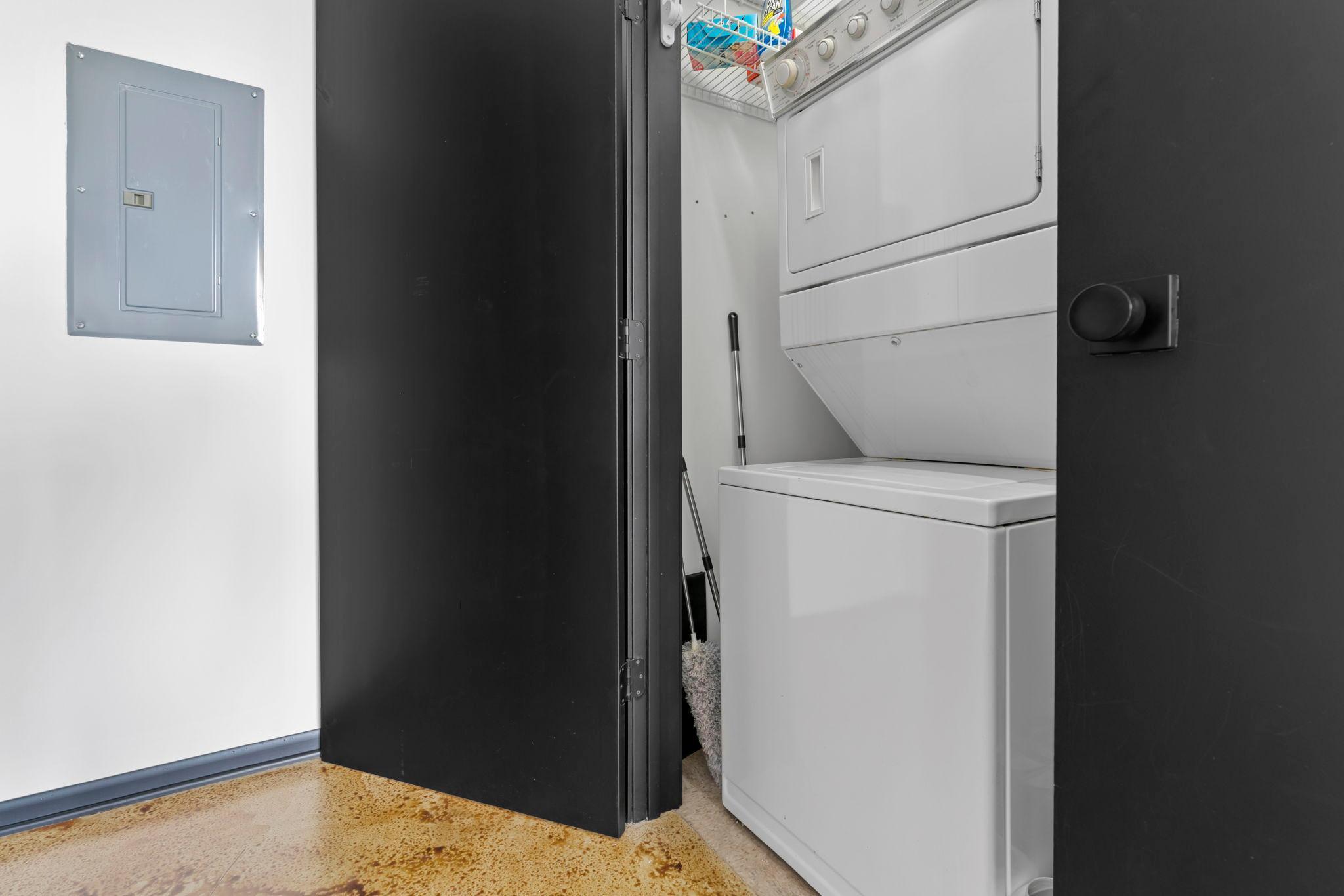 1701 Madison Street NE Unit: 103