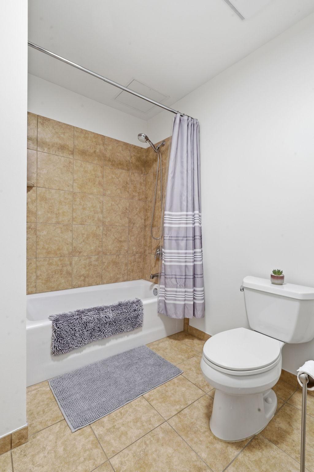 401 N 2nd Street Unit: 407