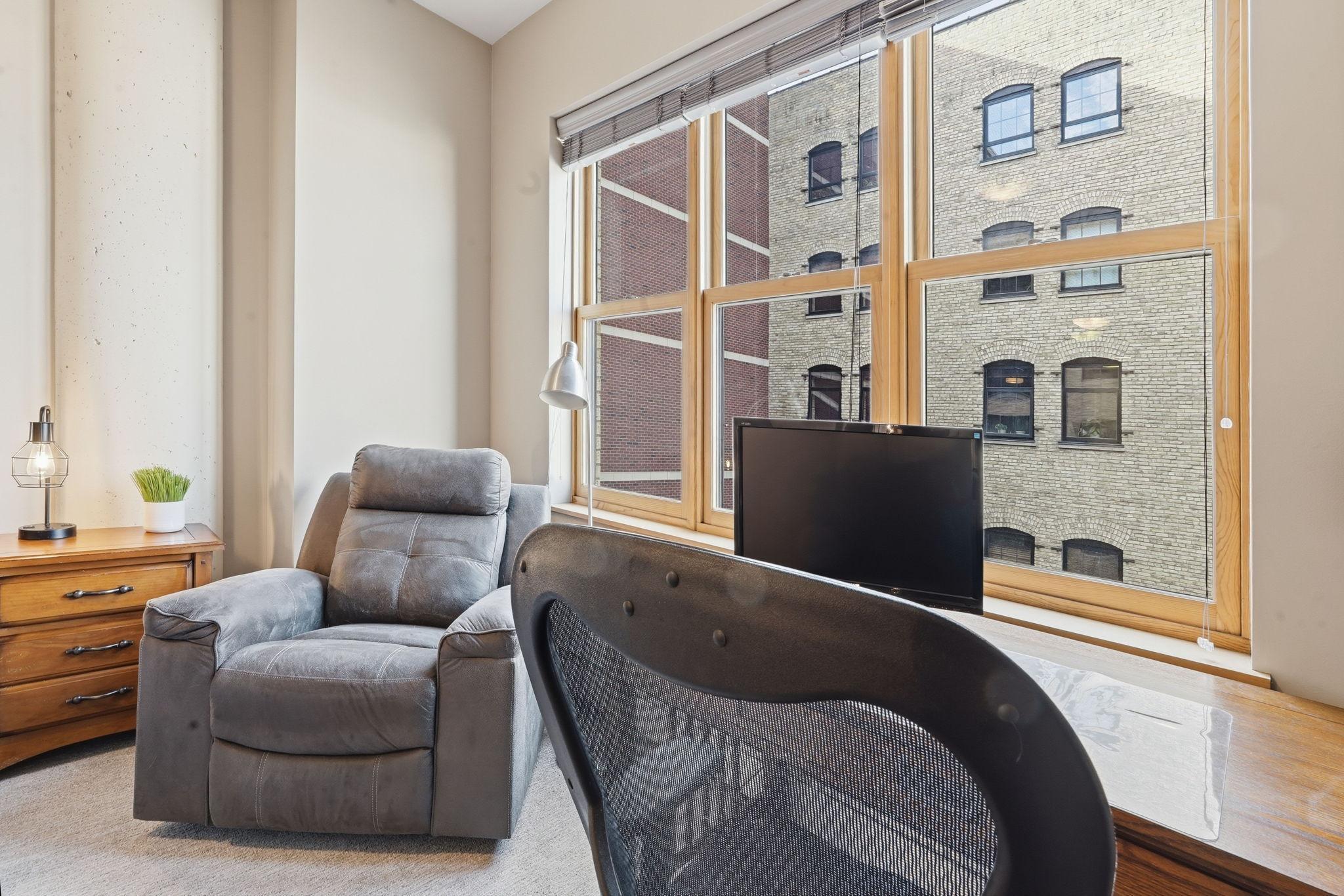 401 N 2nd Street Unit: 407