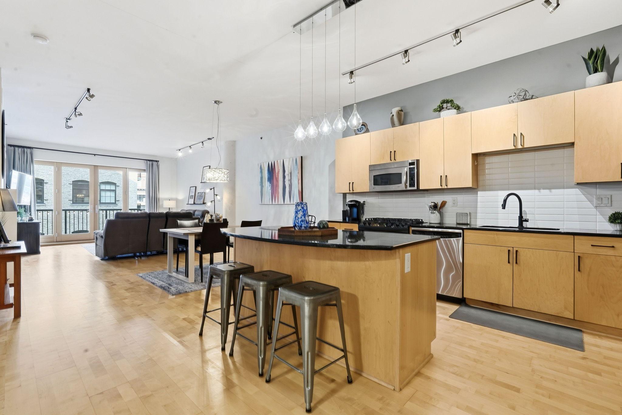 401 N 2nd Street Unit: 407