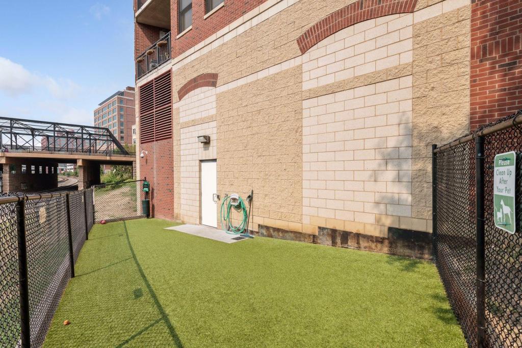 401 N 2nd Street Unit: 407