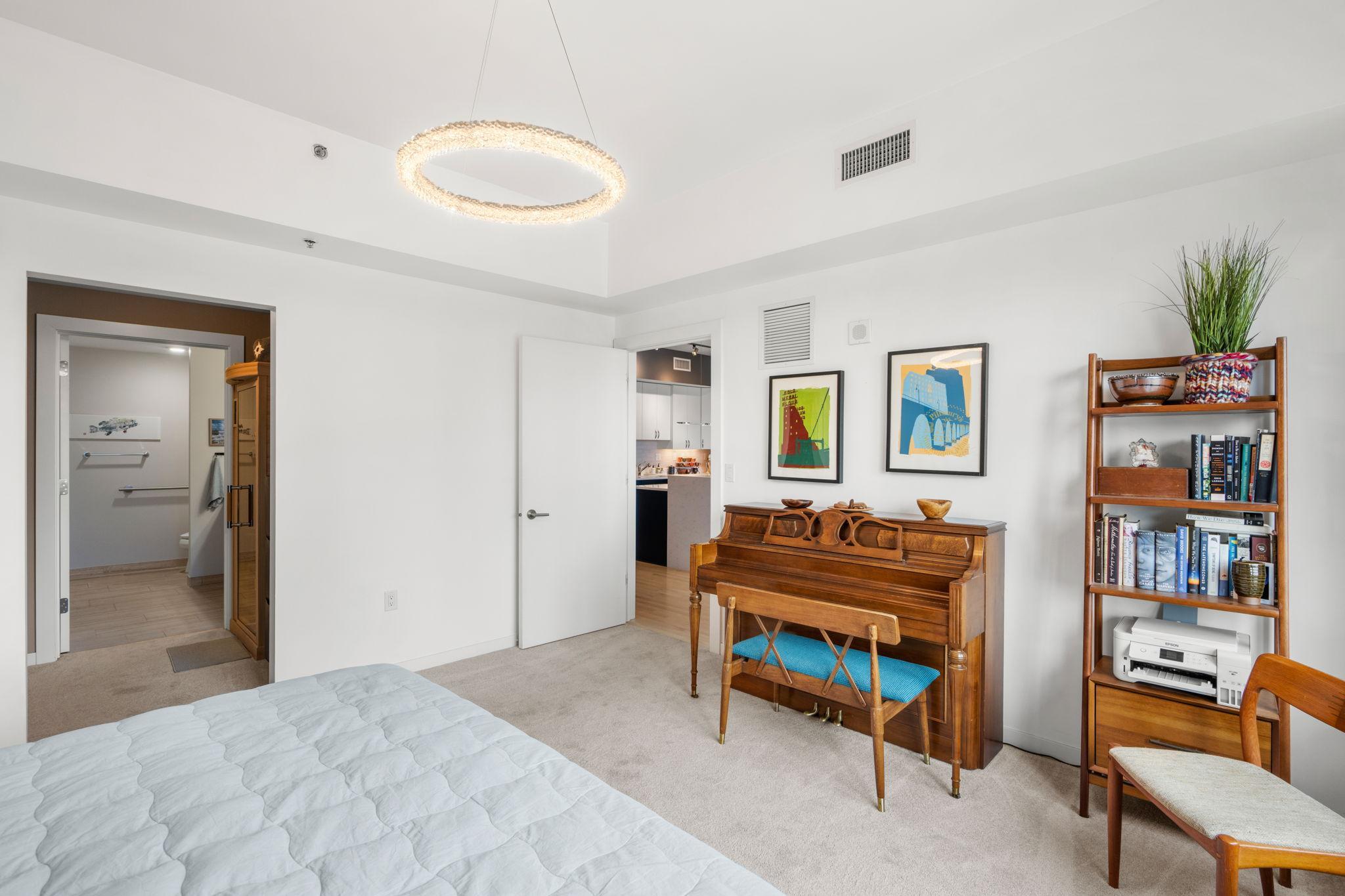 1120 S 2nd Street Unit: 1109