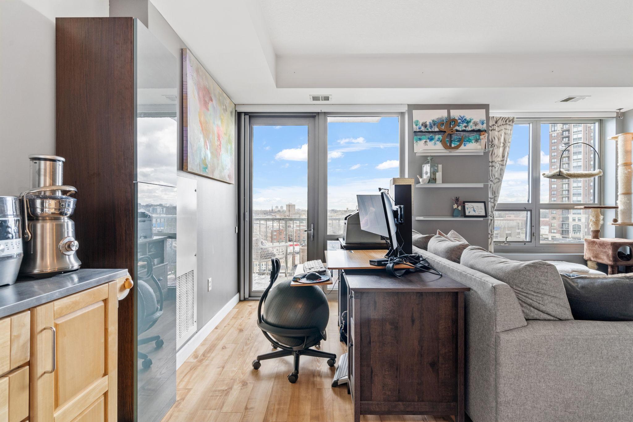 929 Portland Ave Unit: 908