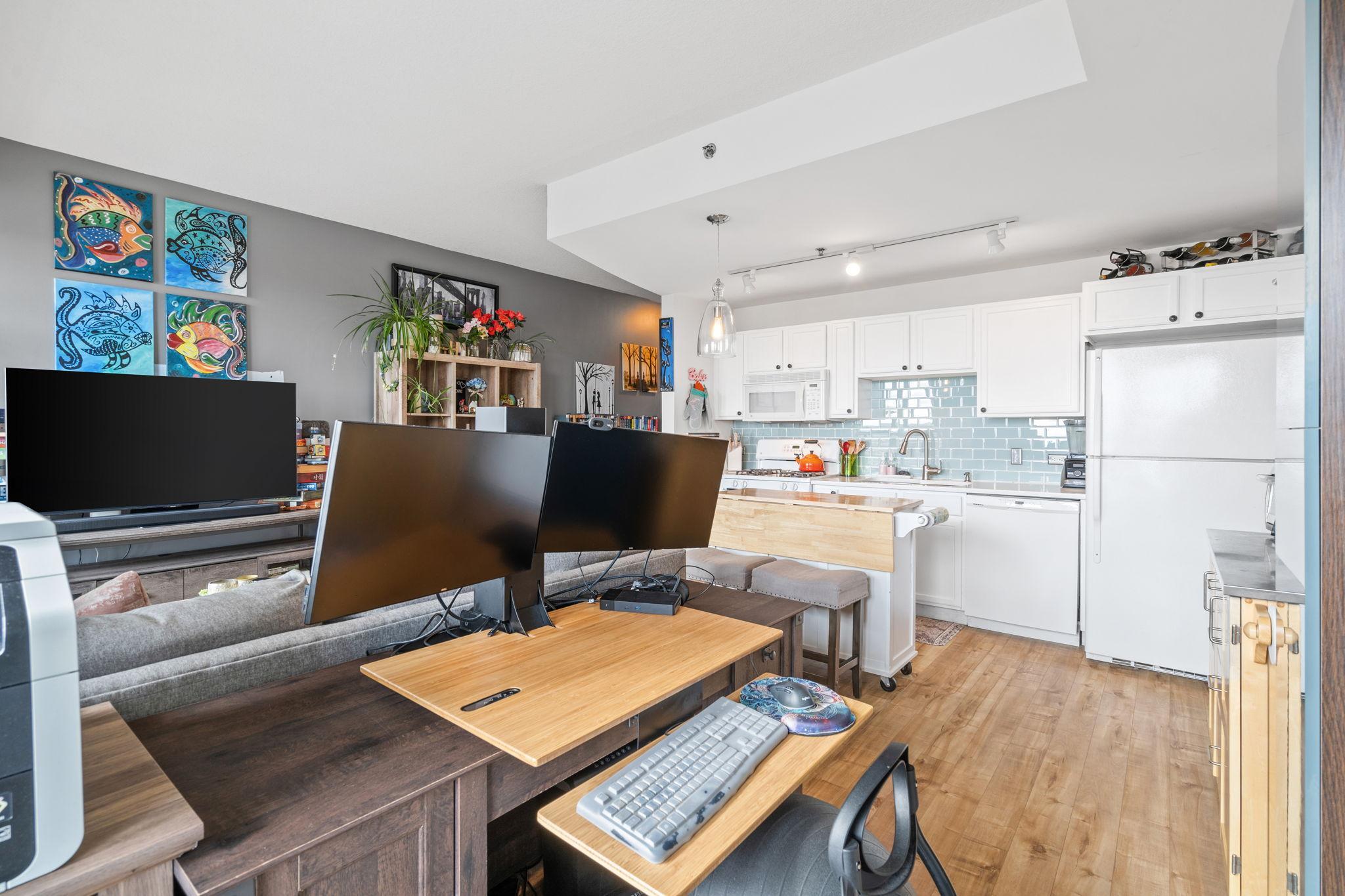 929 Portland Ave Unit: 908