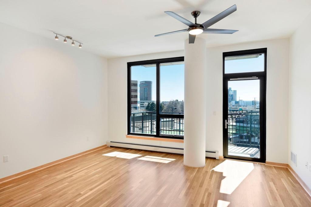 1240 2nd Street S Unit: 325