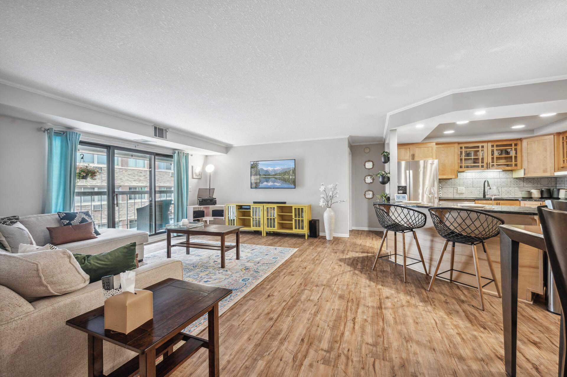 2885 Knox Ave S Unit: 405