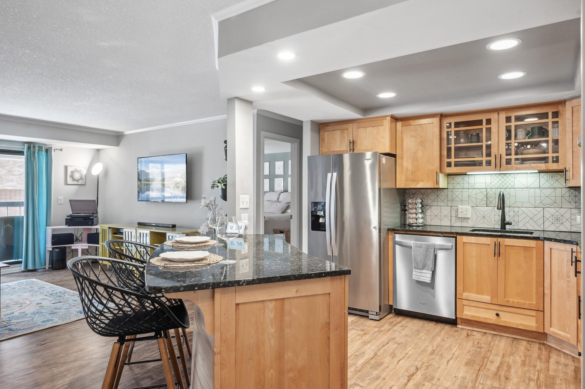 2885 Knox Ave S Unit: 405