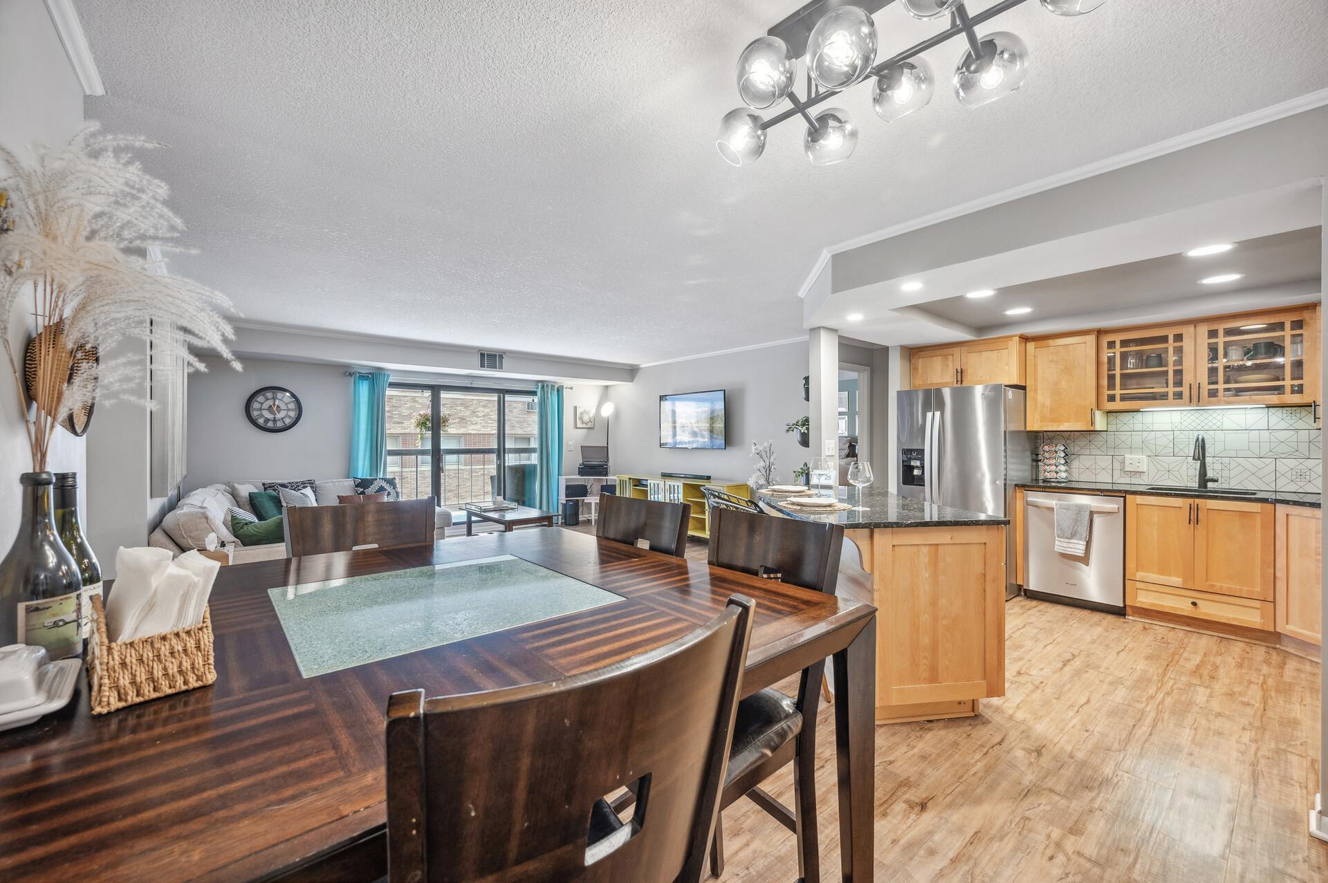 2885 Knox Ave S Unit: 405