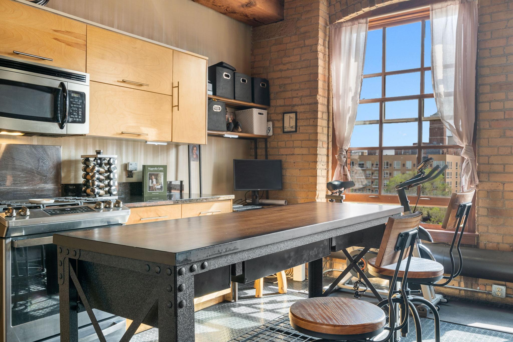 716 N 1st St Unit: 535