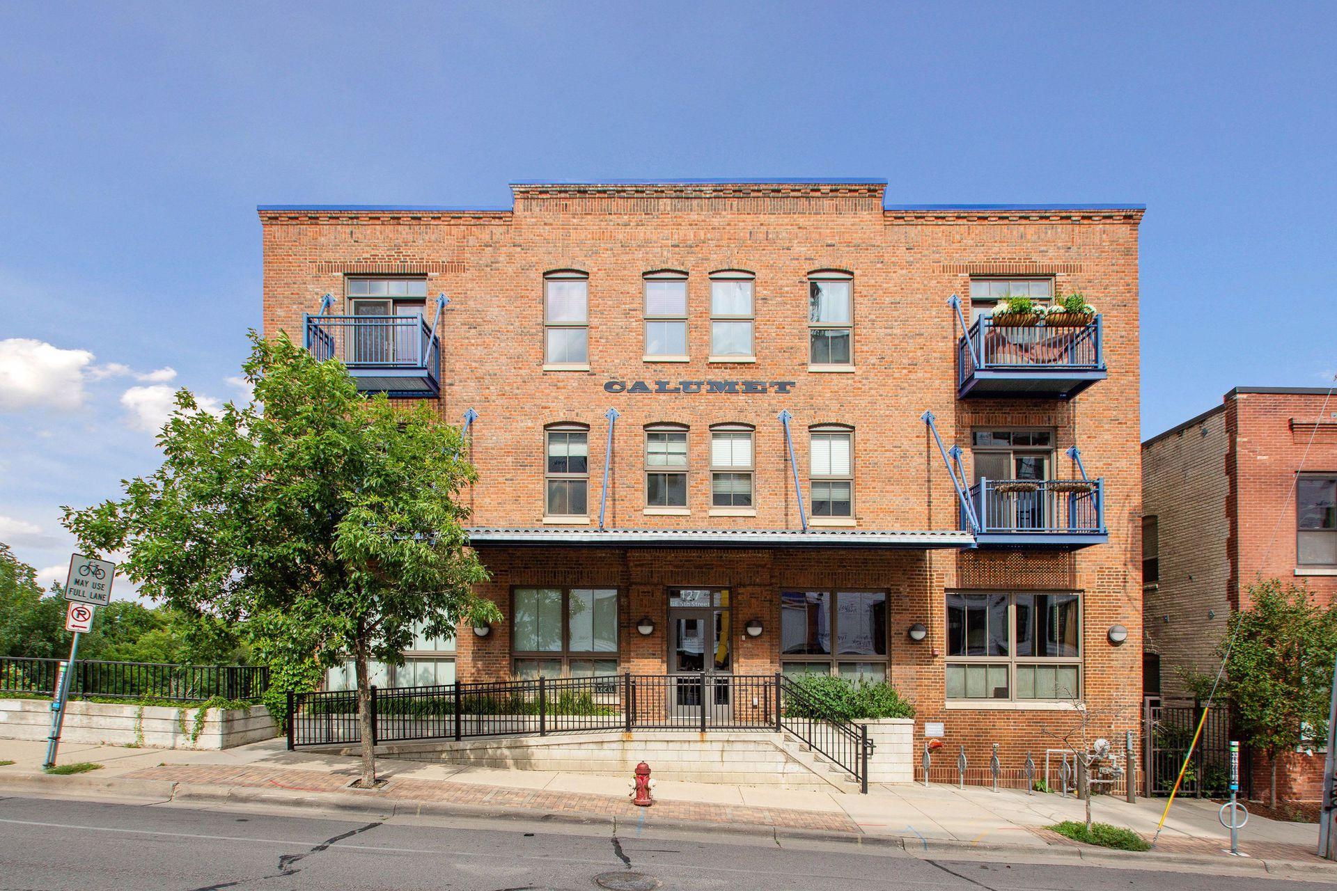 127 5th St NE Unit: G04