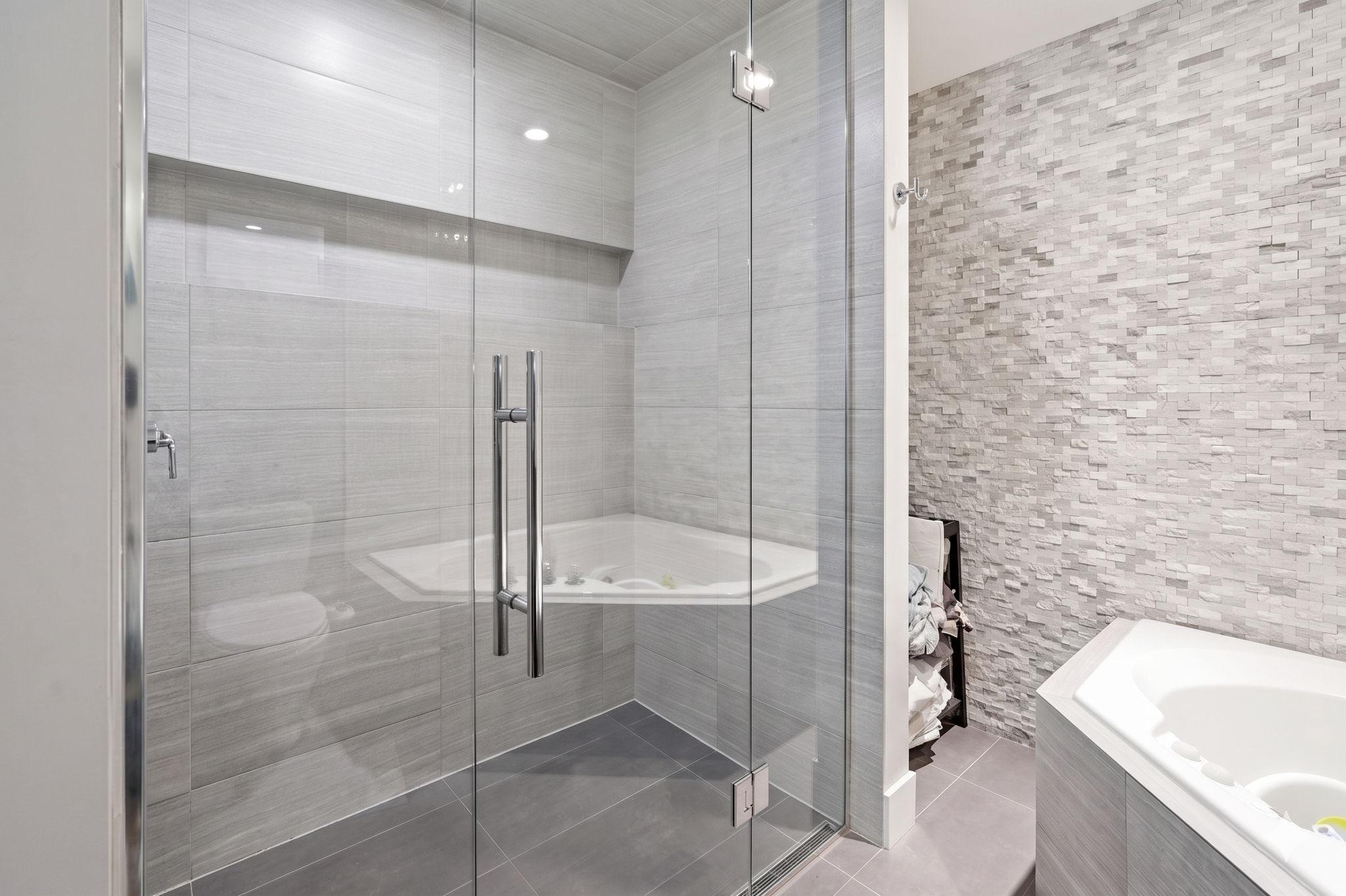 918 N 3rd Street Unit: 201