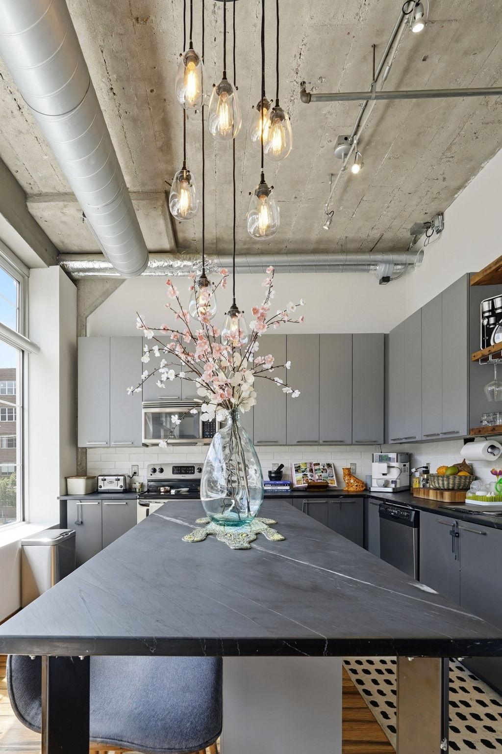 918 N 3rd Street Unit: 201