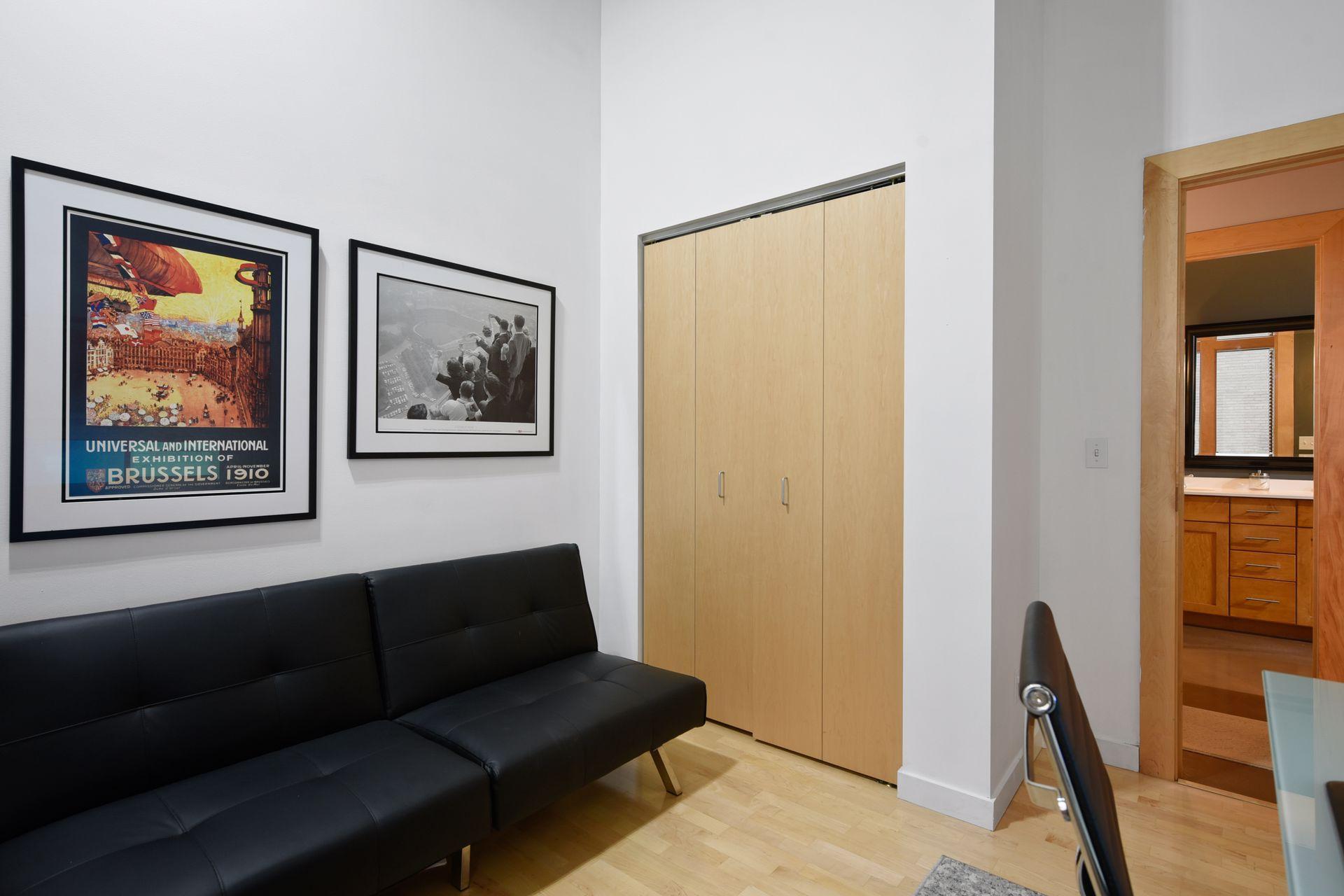 601 Marquette Avenue Unit: 604