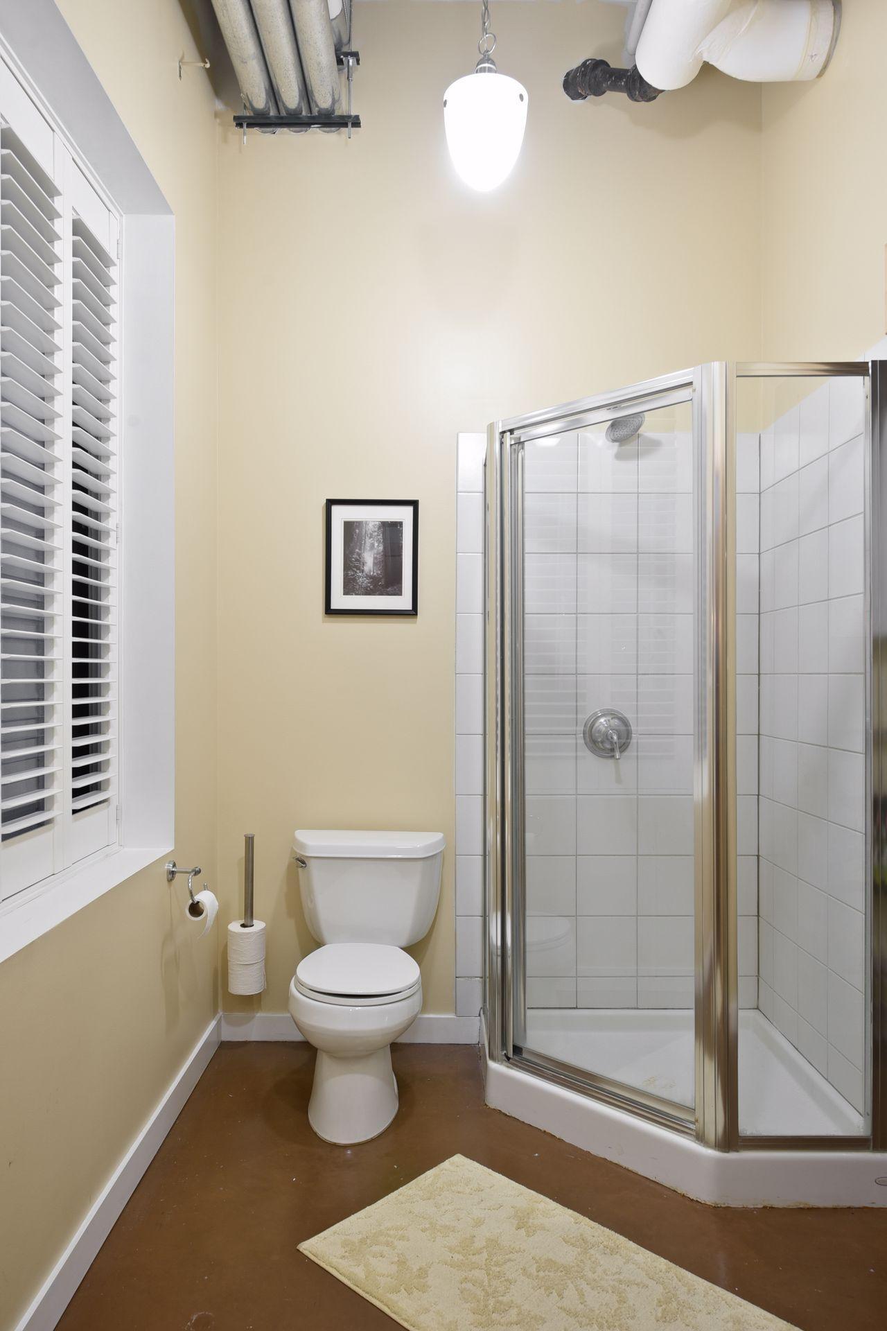601 Marquette Avenue Unit: 604
