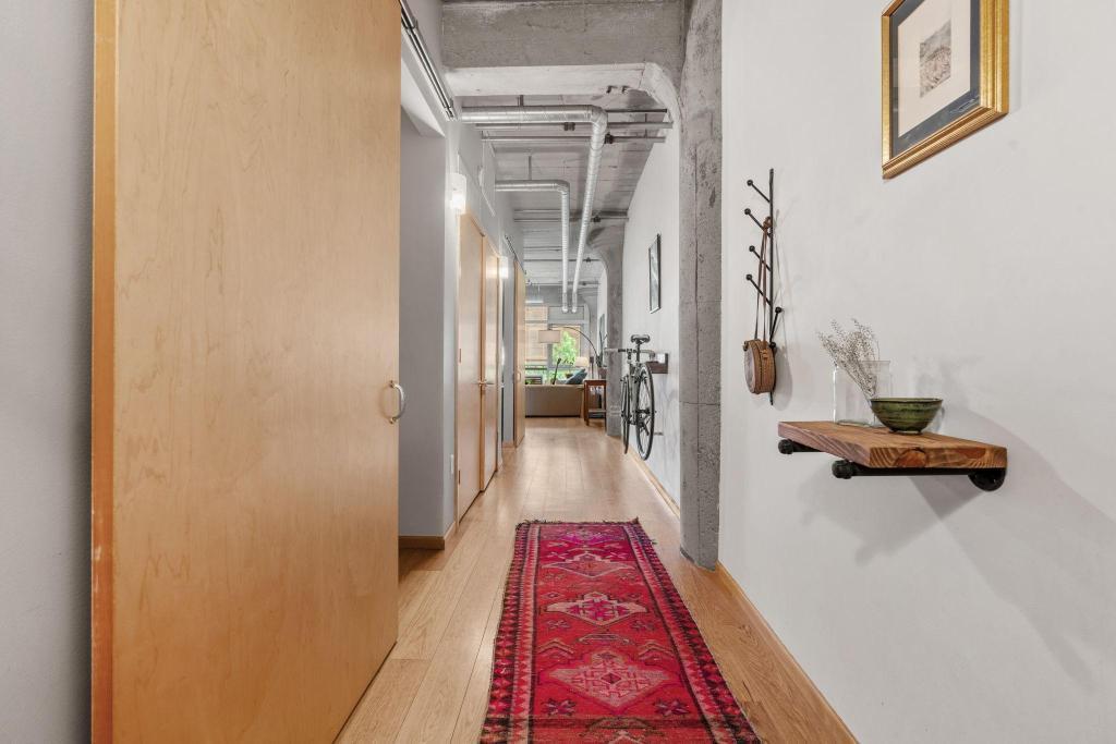 748 3rd St N Unit: 406