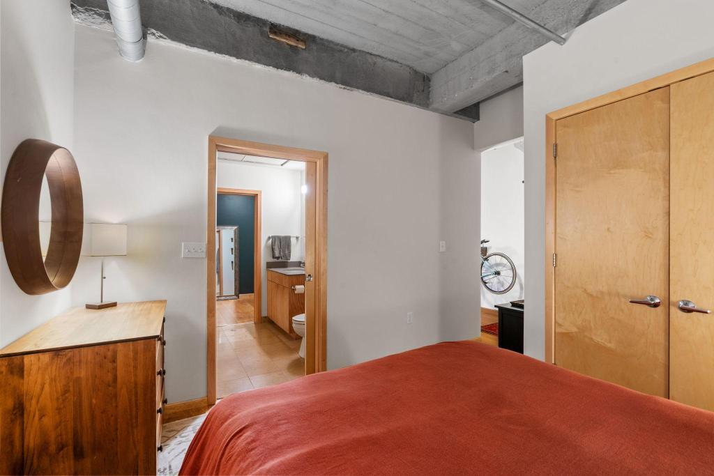 748 3rd St N Unit: 406