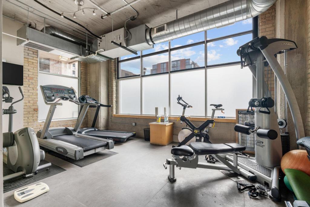 748 3rd St N Unit: 406