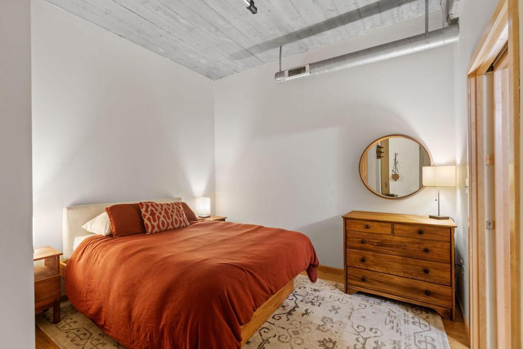748 3rd St N Unit: 406