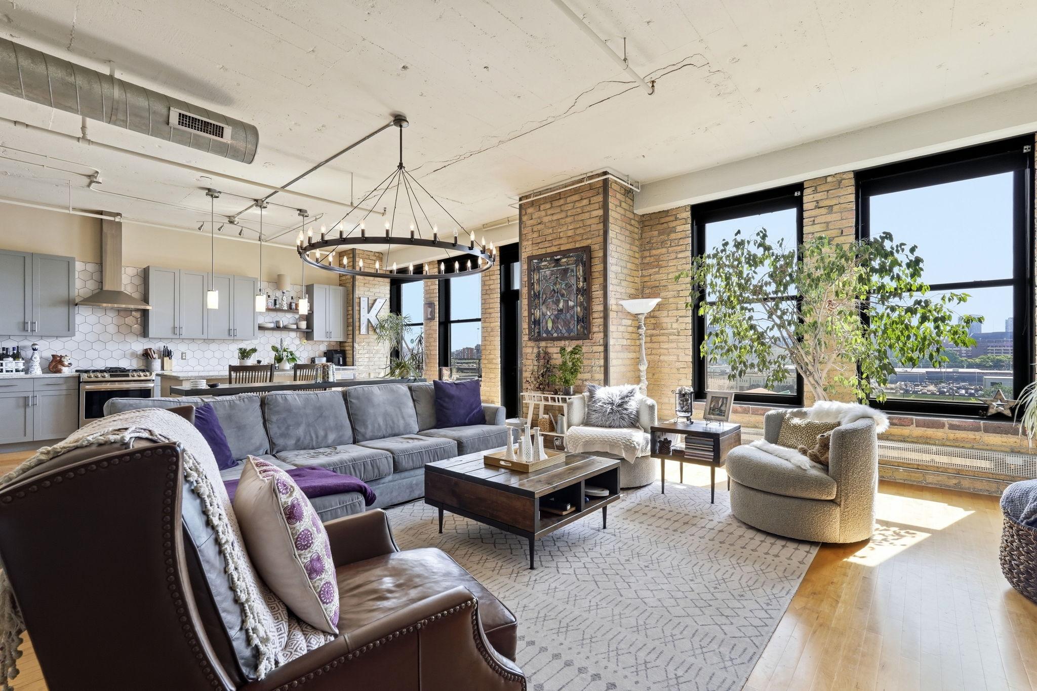 290 Market Street Unit: 611
