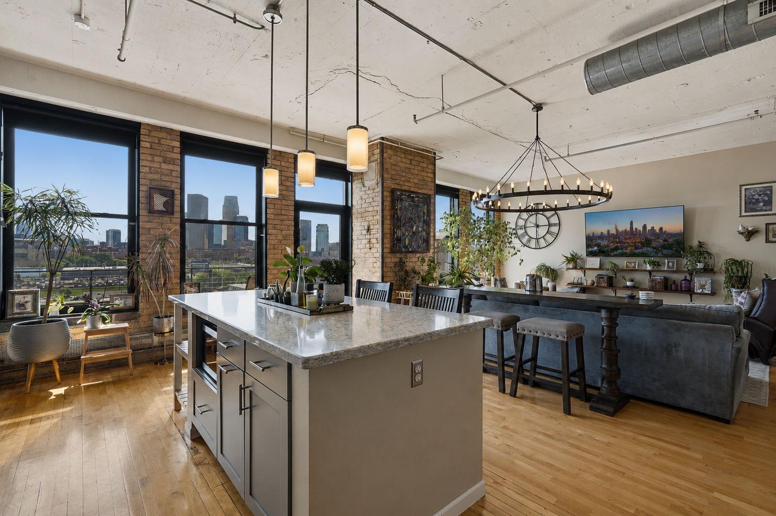 290 Market Street Unit: 611