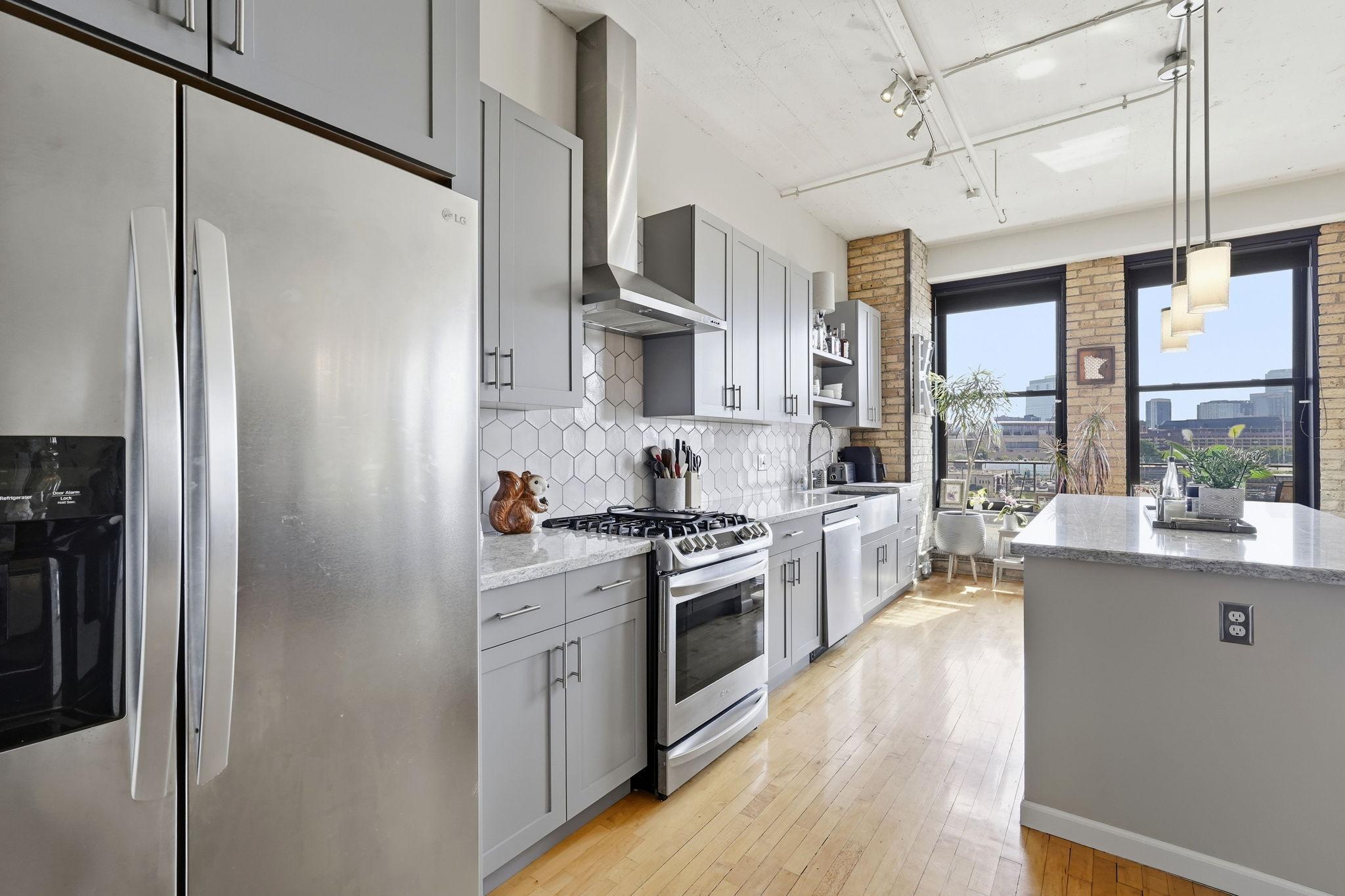 290 Market Street Unit: 611