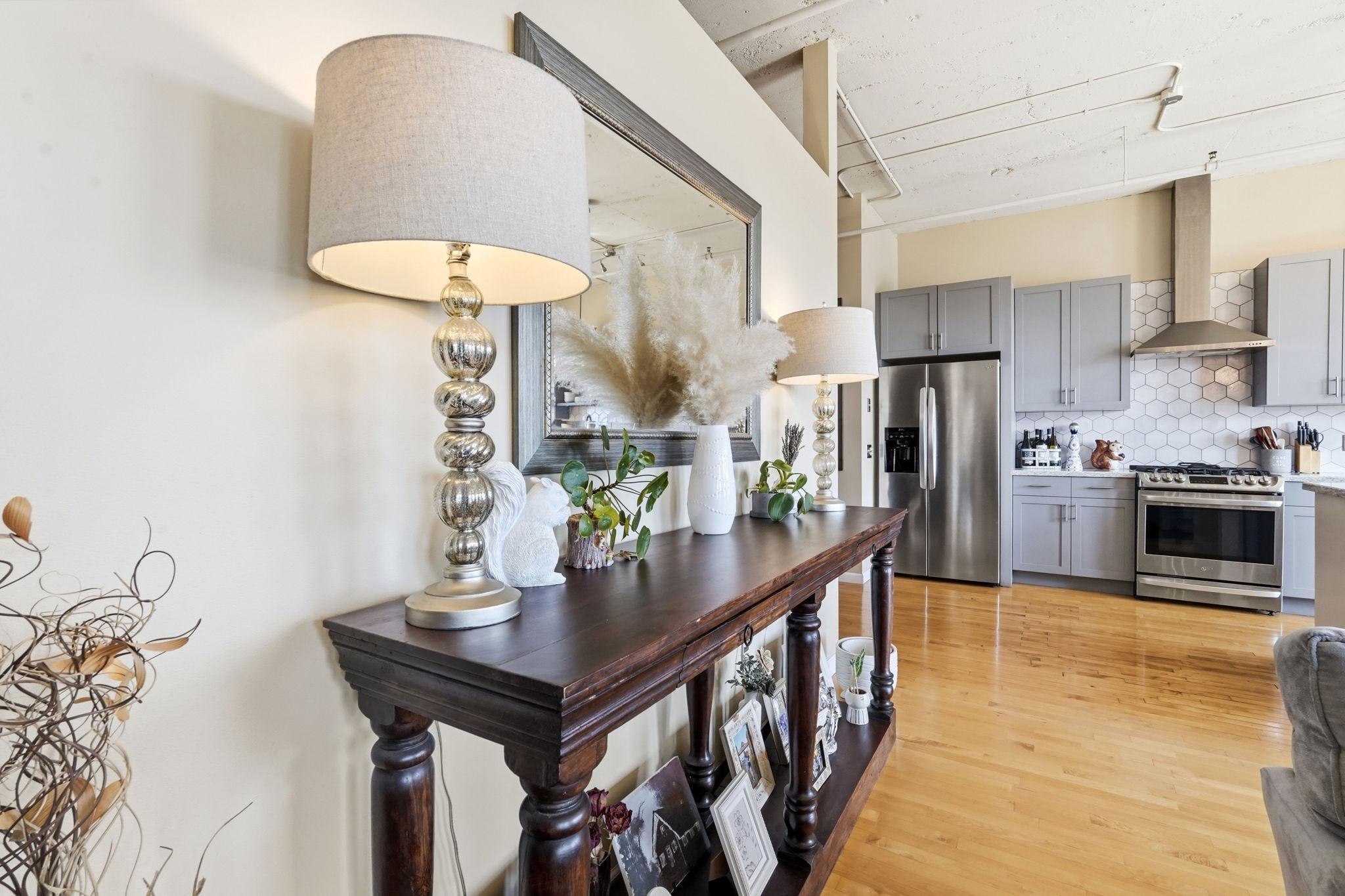 290 Market Street Unit: 611