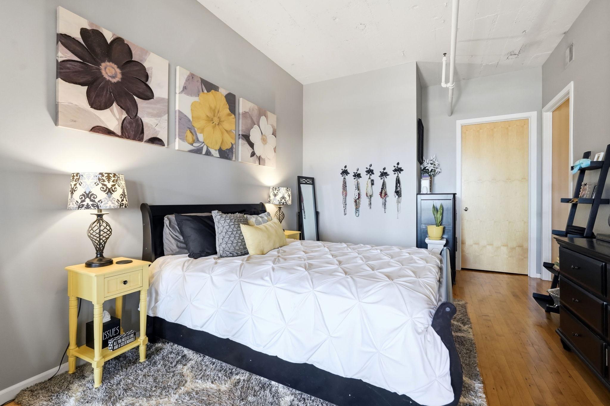 290 Market Street Unit: 611