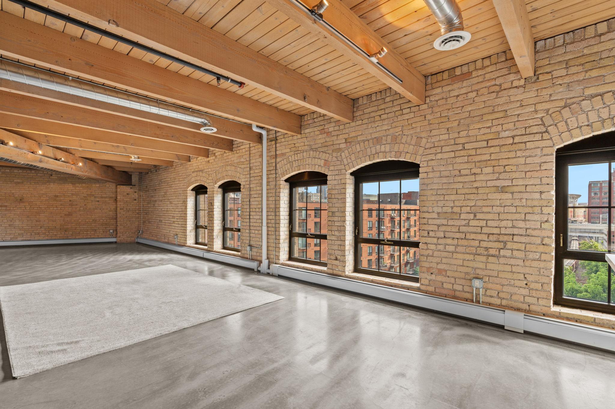404 Washington Avenue N Unit: 506