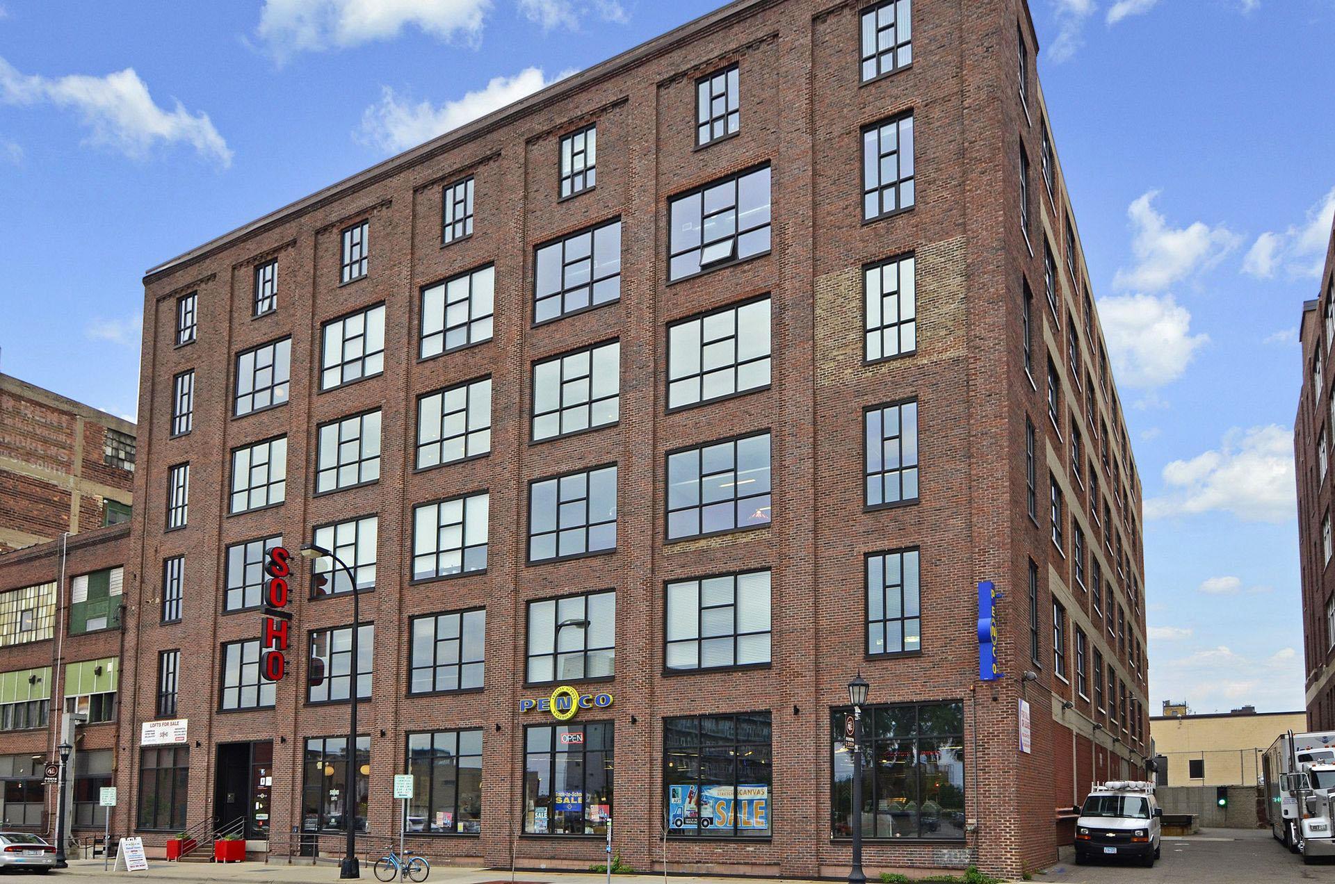 718 Washington Ave N Unit: 514