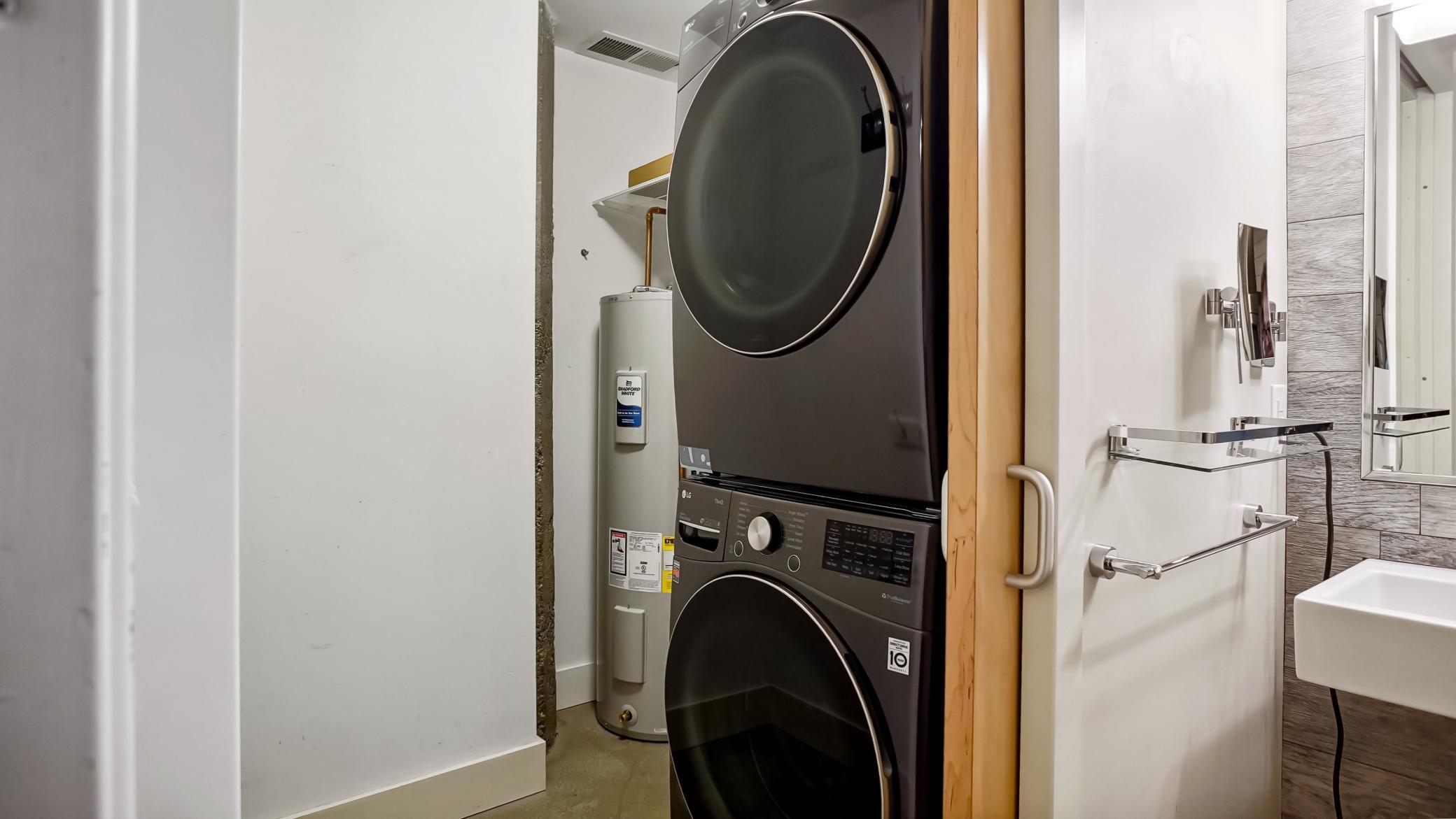718 Washington Ave N Unit: 514
