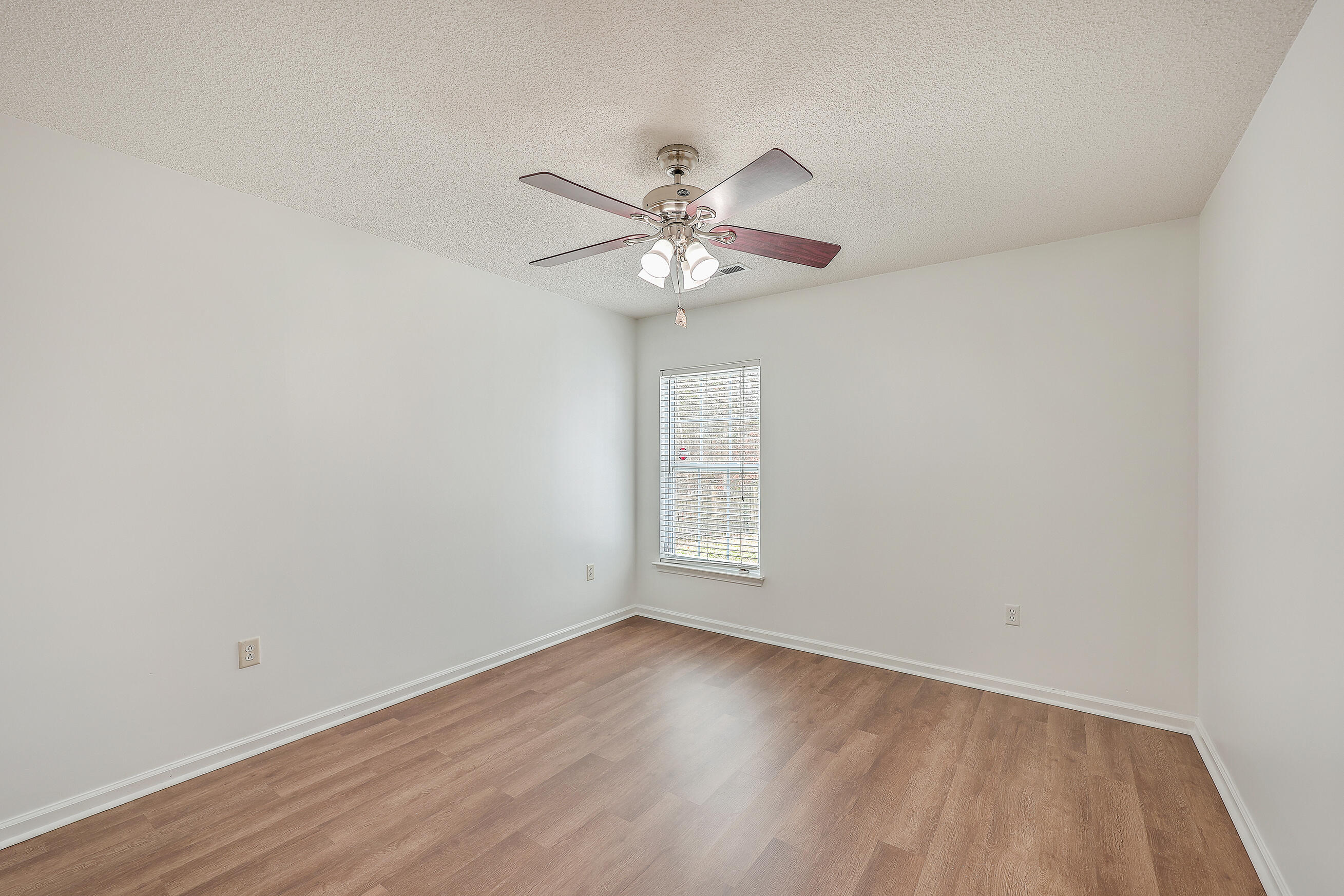 5043 Thornton Drive