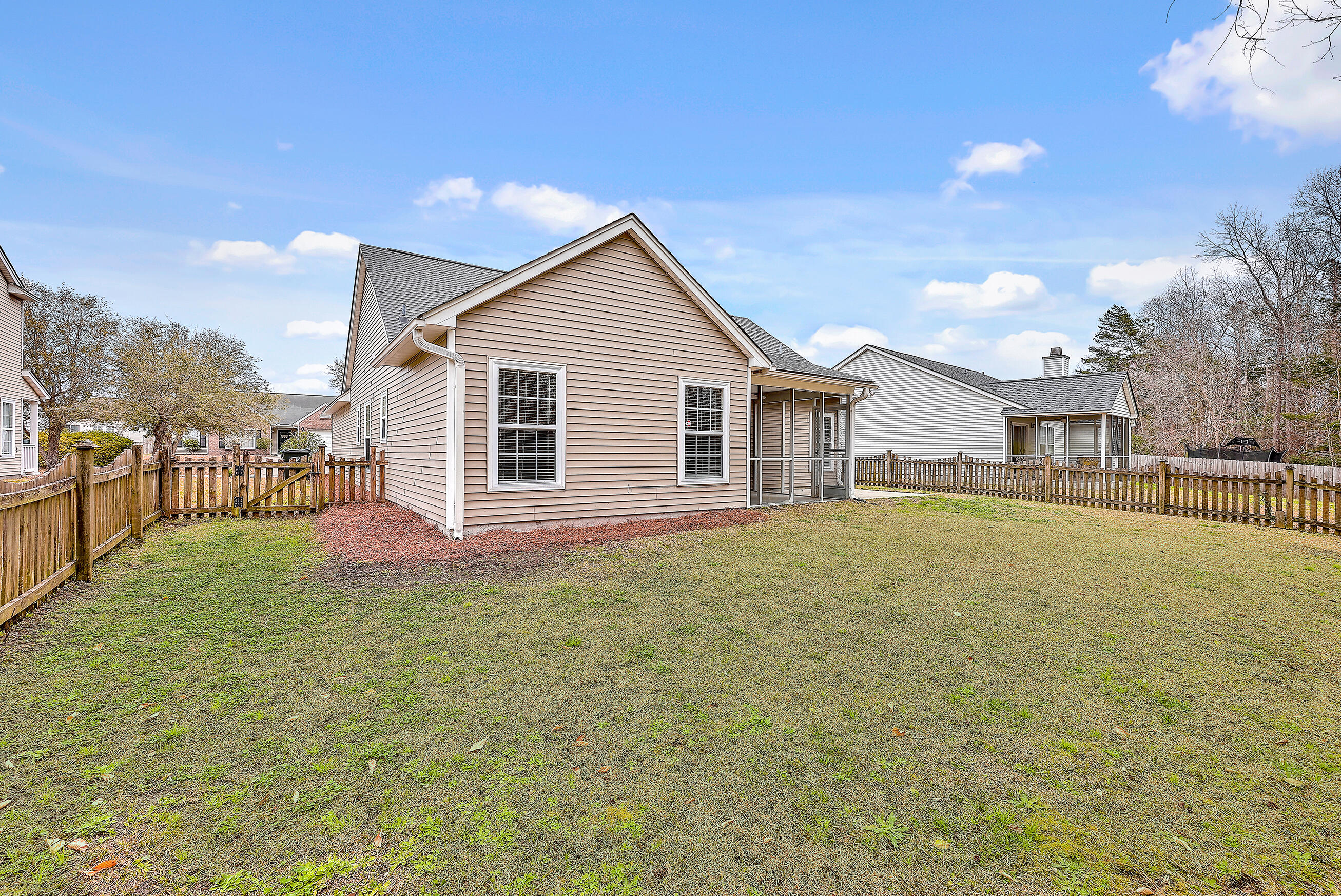 5043 Thornton Drive