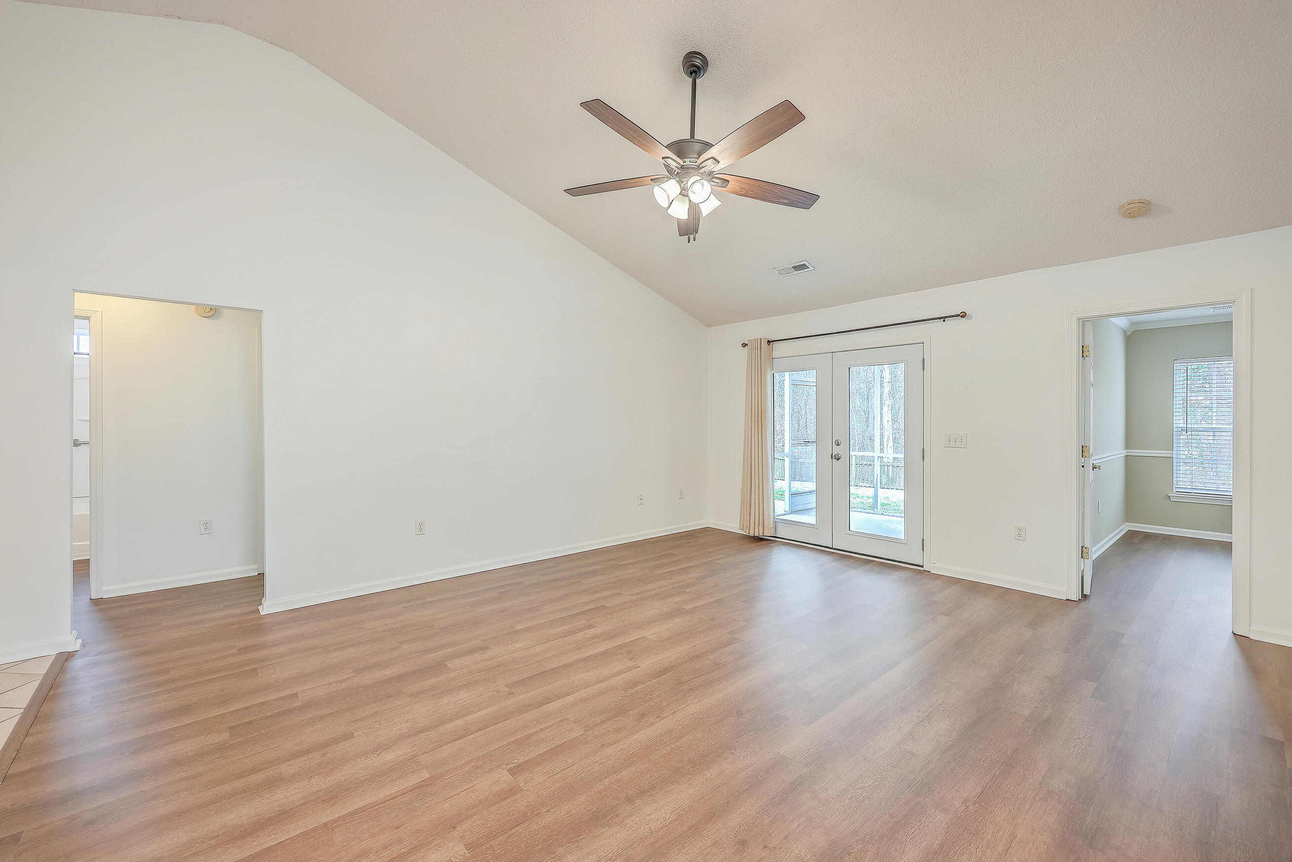5043 Thornton Drive