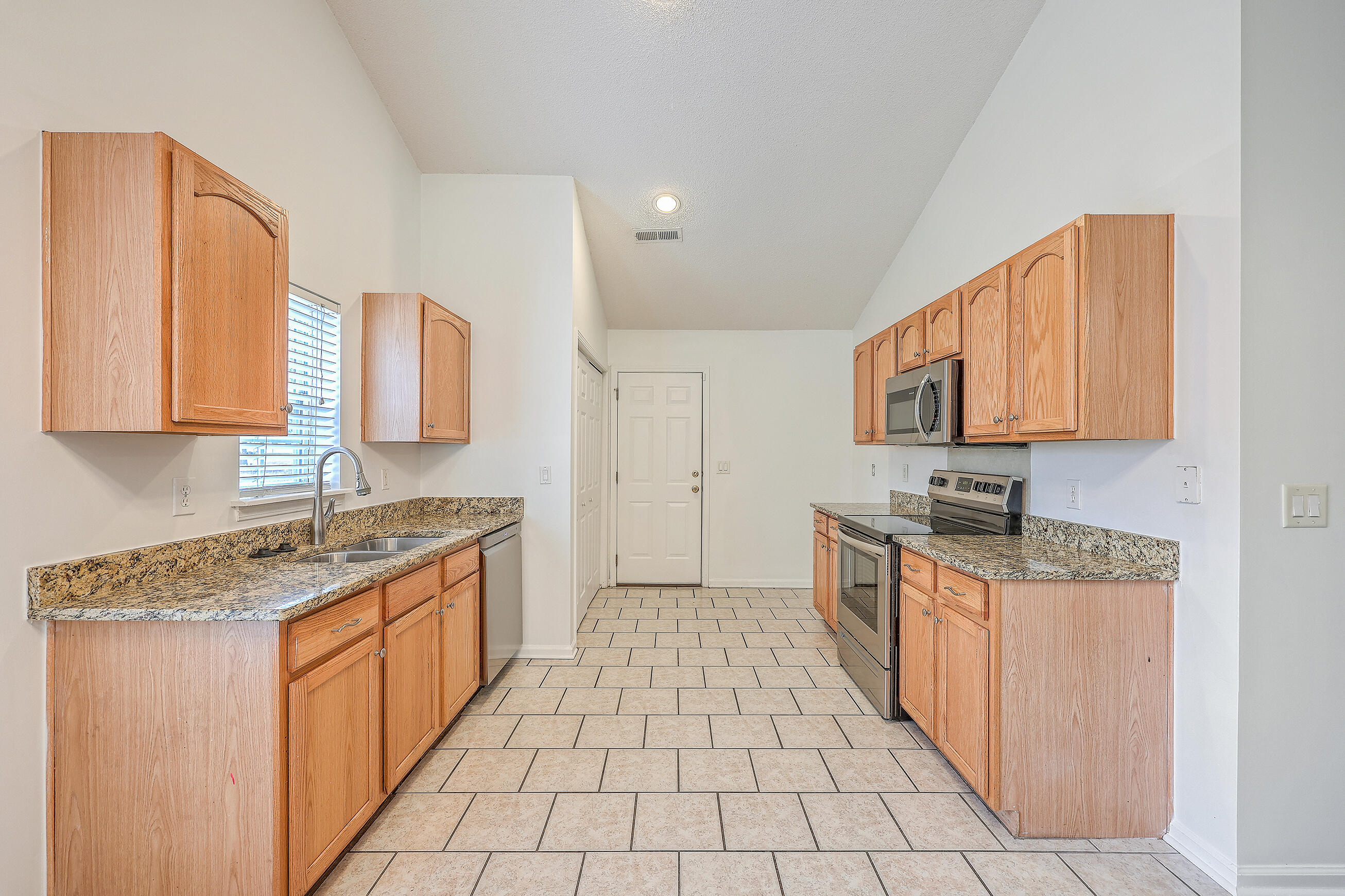 5043 Thornton Drive