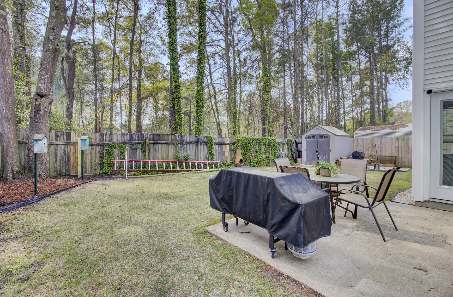 8375 Coventry Court