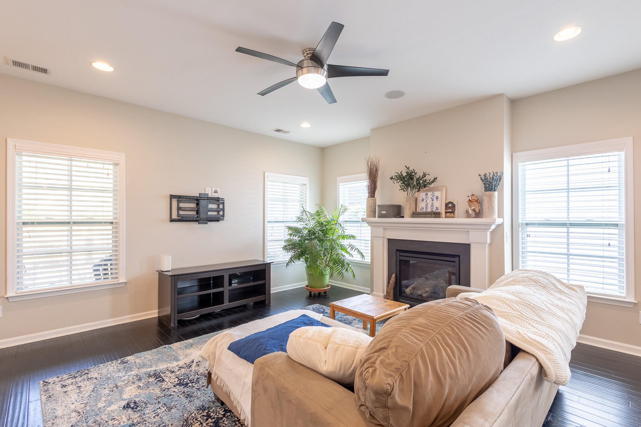 2939 Waterleaf Road